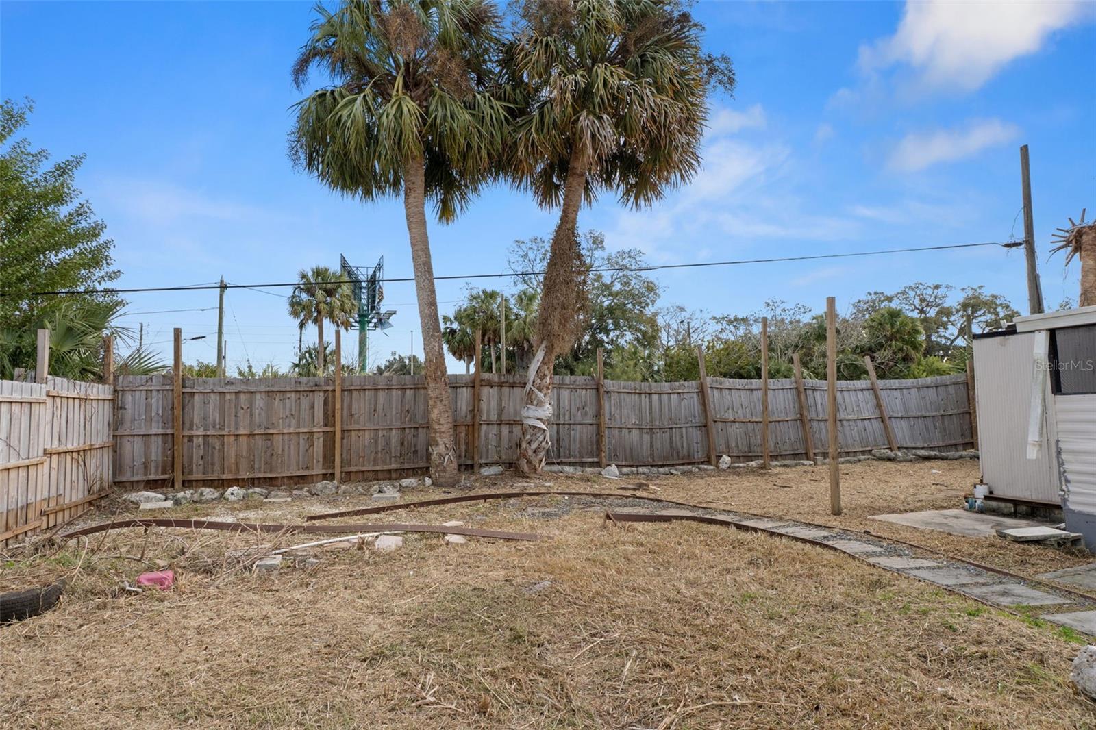COTEE RIVER TRAILER ESTATES - Residential