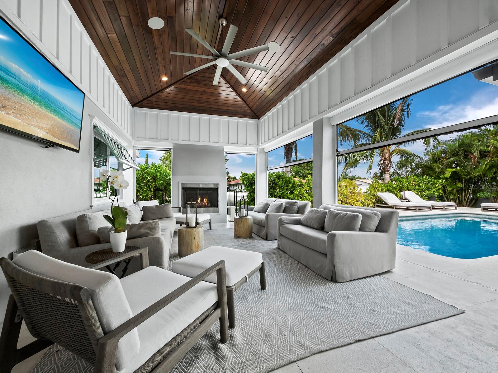 COUNTRY CLUB SHORES SEC 02 - Residential