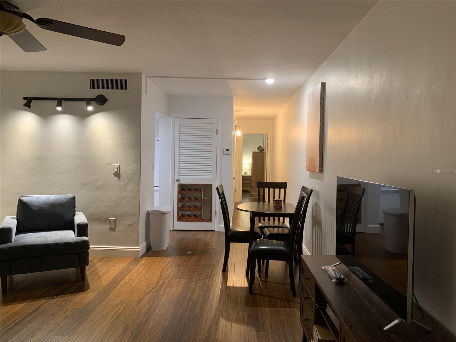 SYLVETTE CONDO - Residential