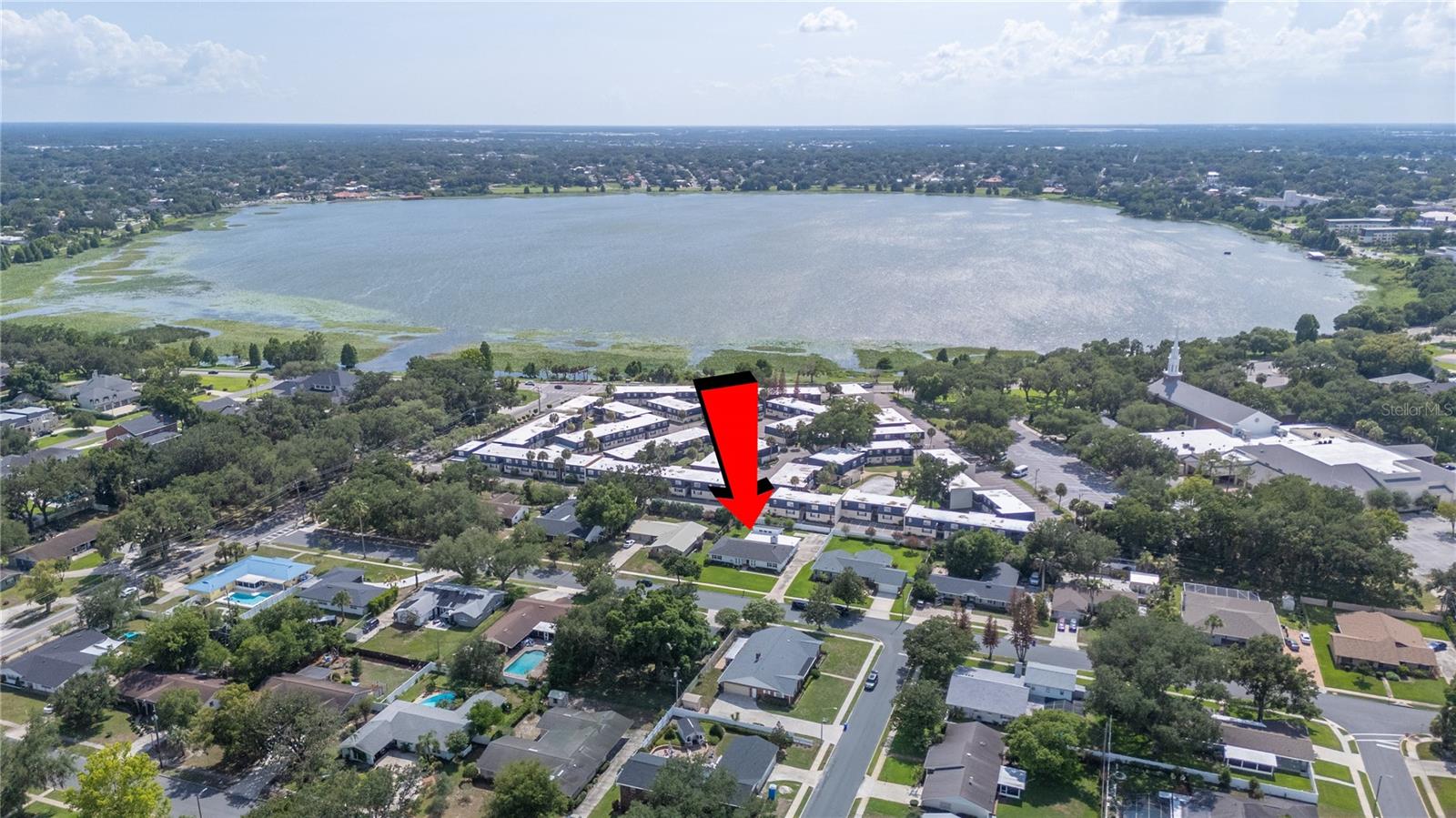 LAKE HOLLINGSWORTH ESTATES - Residential