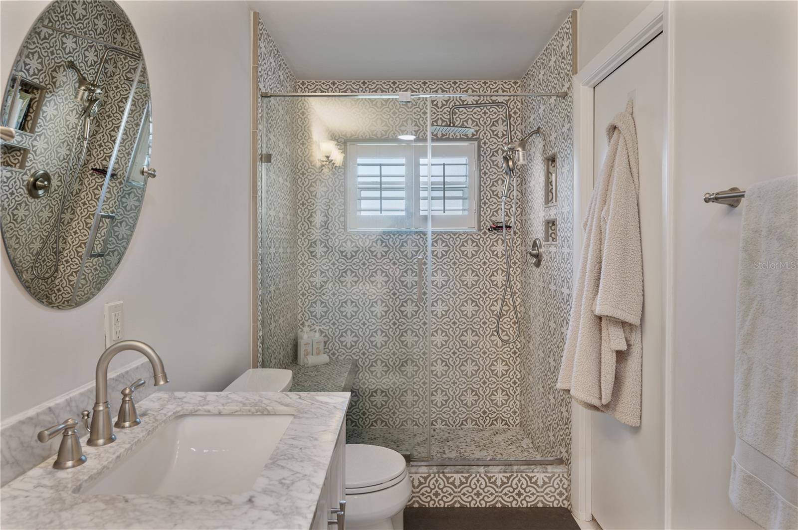 LAKE HOLLINGSWORTH ESTATES - Residential