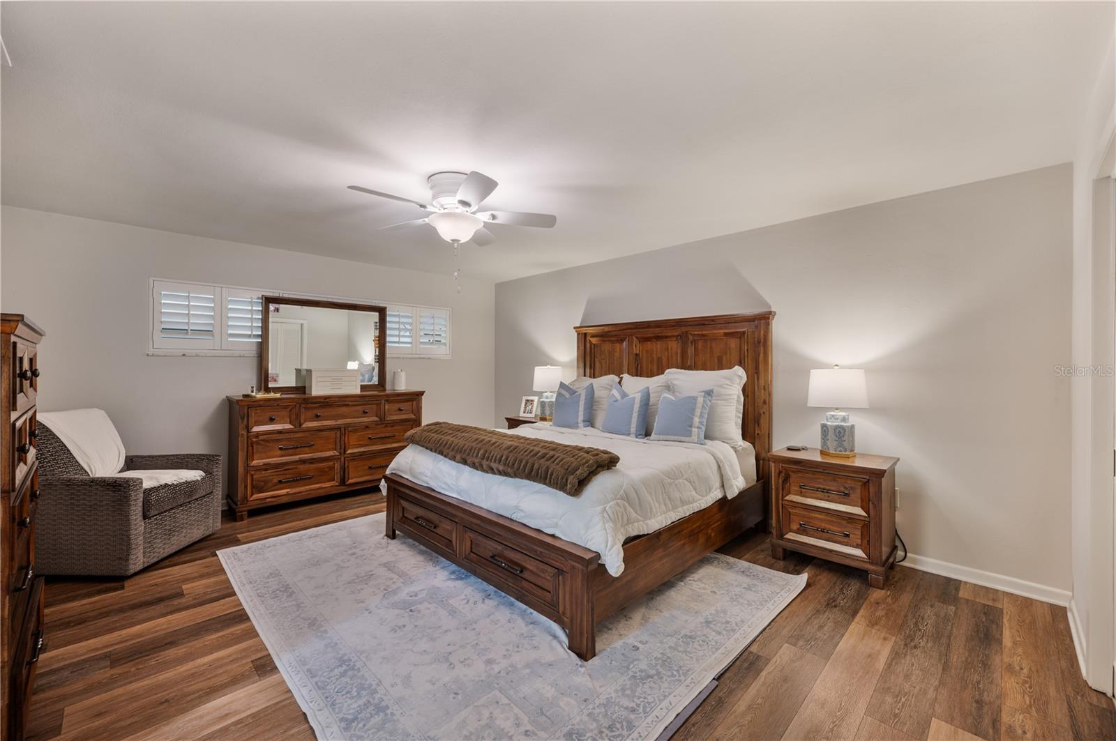 LAKE HOLLINGSWORTH ESTATES - Residential