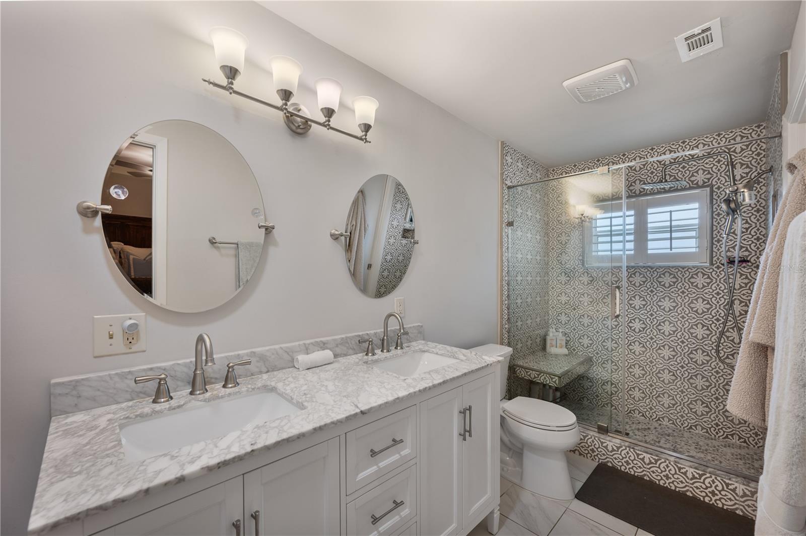 LAKE HOLLINGSWORTH ESTATES - Residential