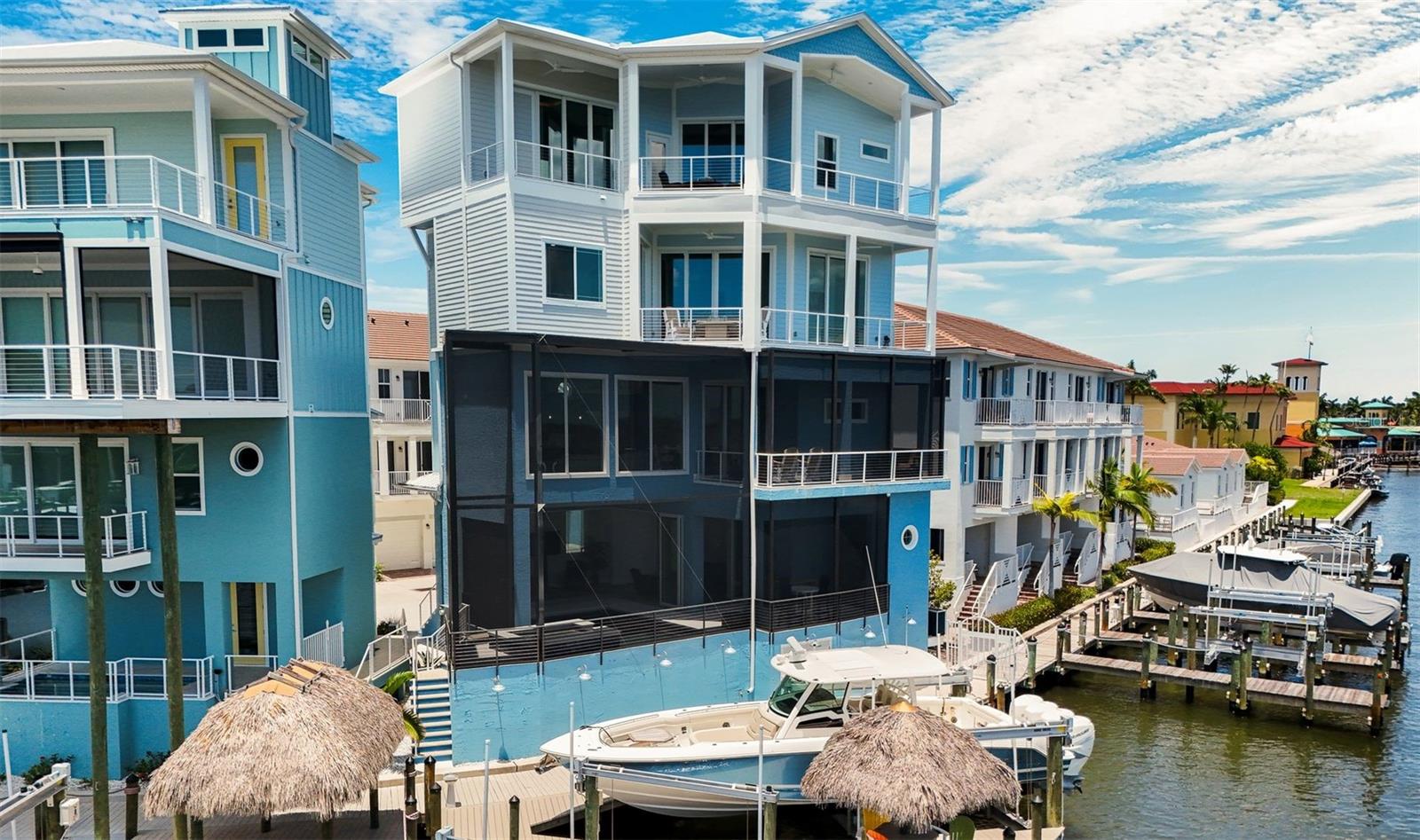 WATERFRONT/CAPE HARBOUR - Residential