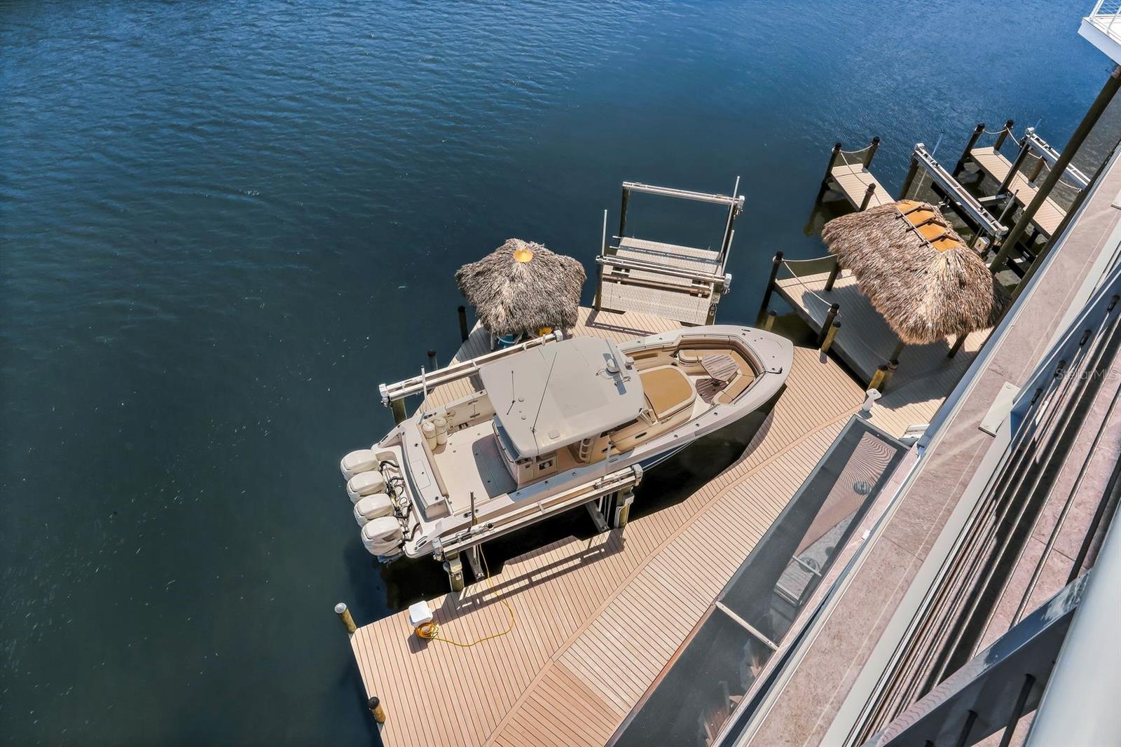 WATERFRONT/CAPE HARBOUR - Residential