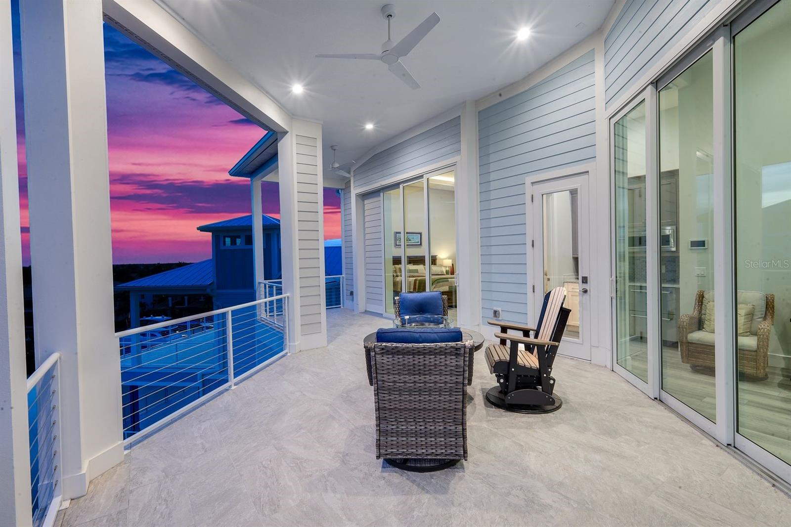 WATERFRONT/CAPE HARBOUR - Residential