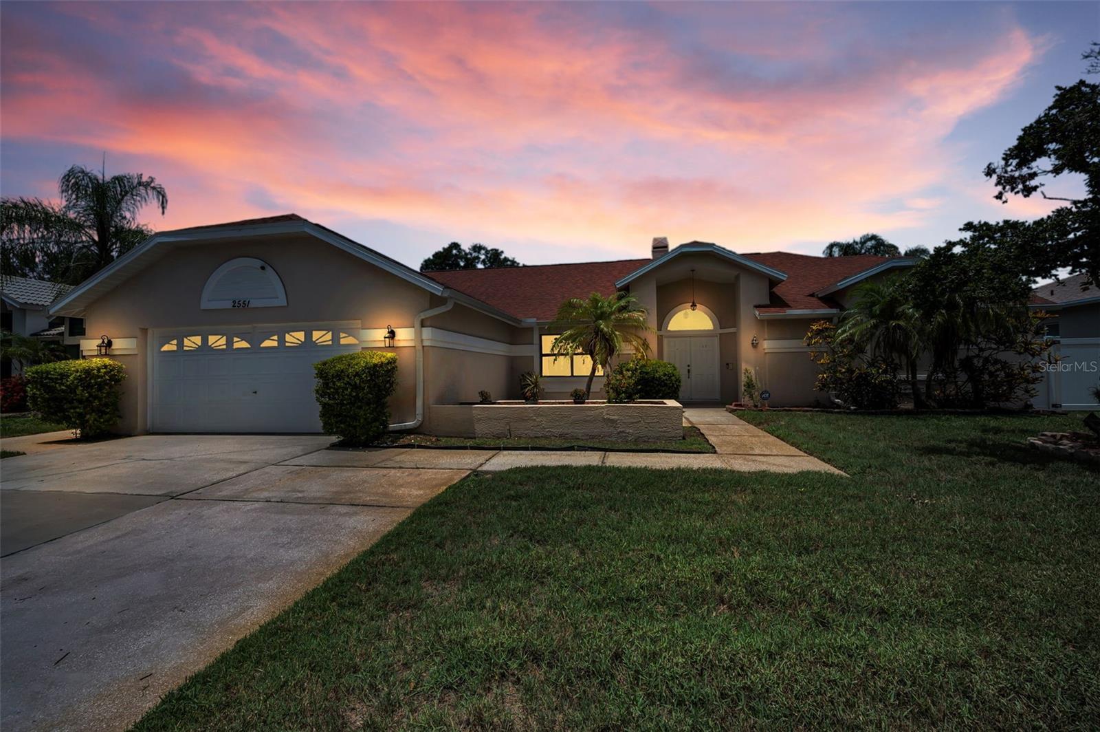 BARRINGTON HILLS - Residential