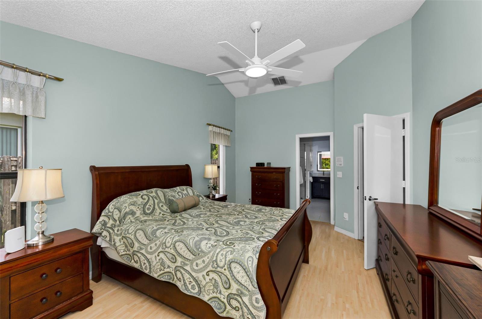 BARRINGTON HILLS - Residential