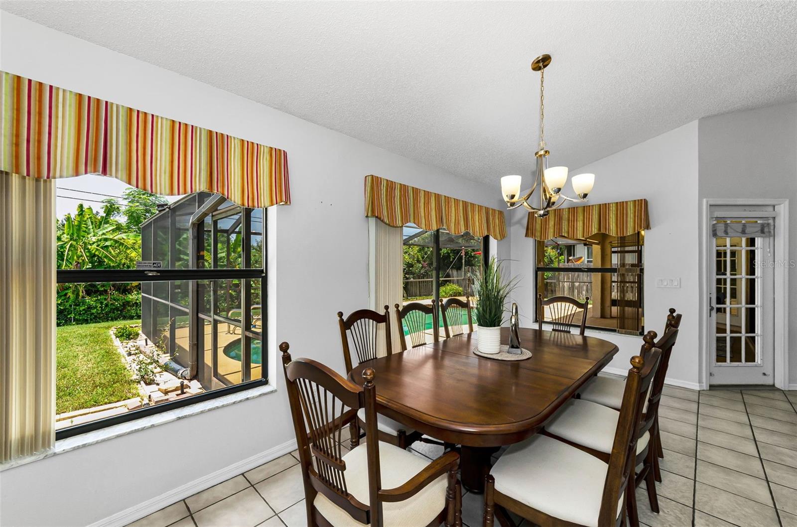 BARRINGTON HILLS - Residential