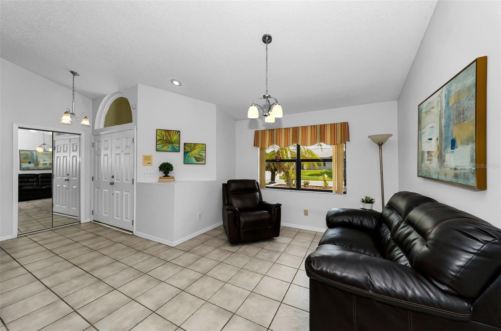 BARRINGTON HILLS - Residential