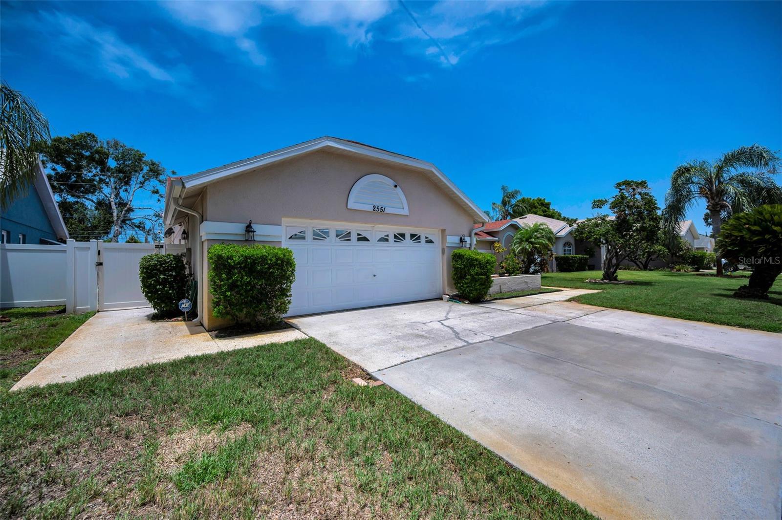 BARRINGTON HILLS - Residential