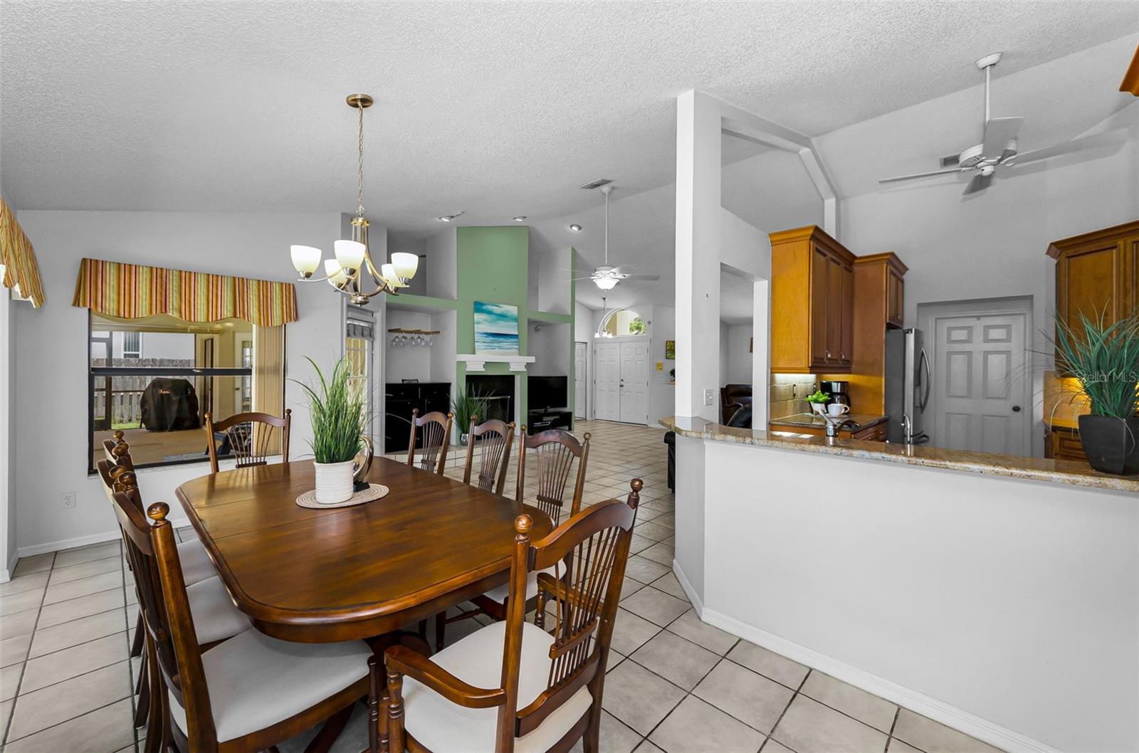 BARRINGTON HILLS - Residential
