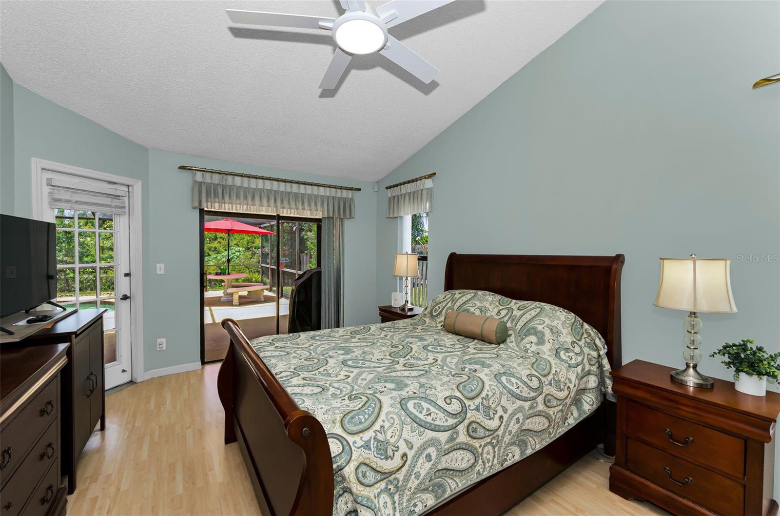 BARRINGTON HILLS - Residential