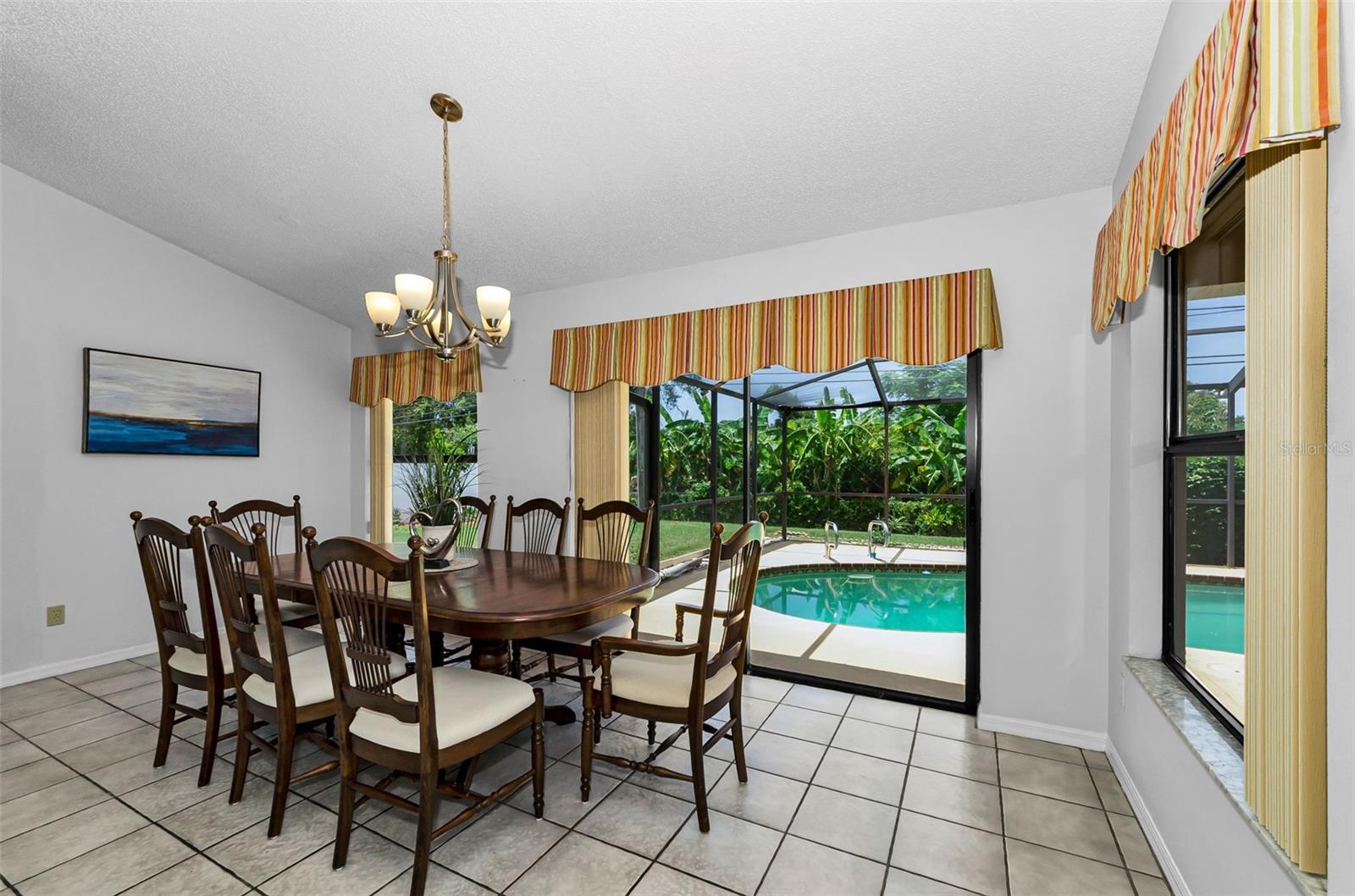 BARRINGTON HILLS - Residential