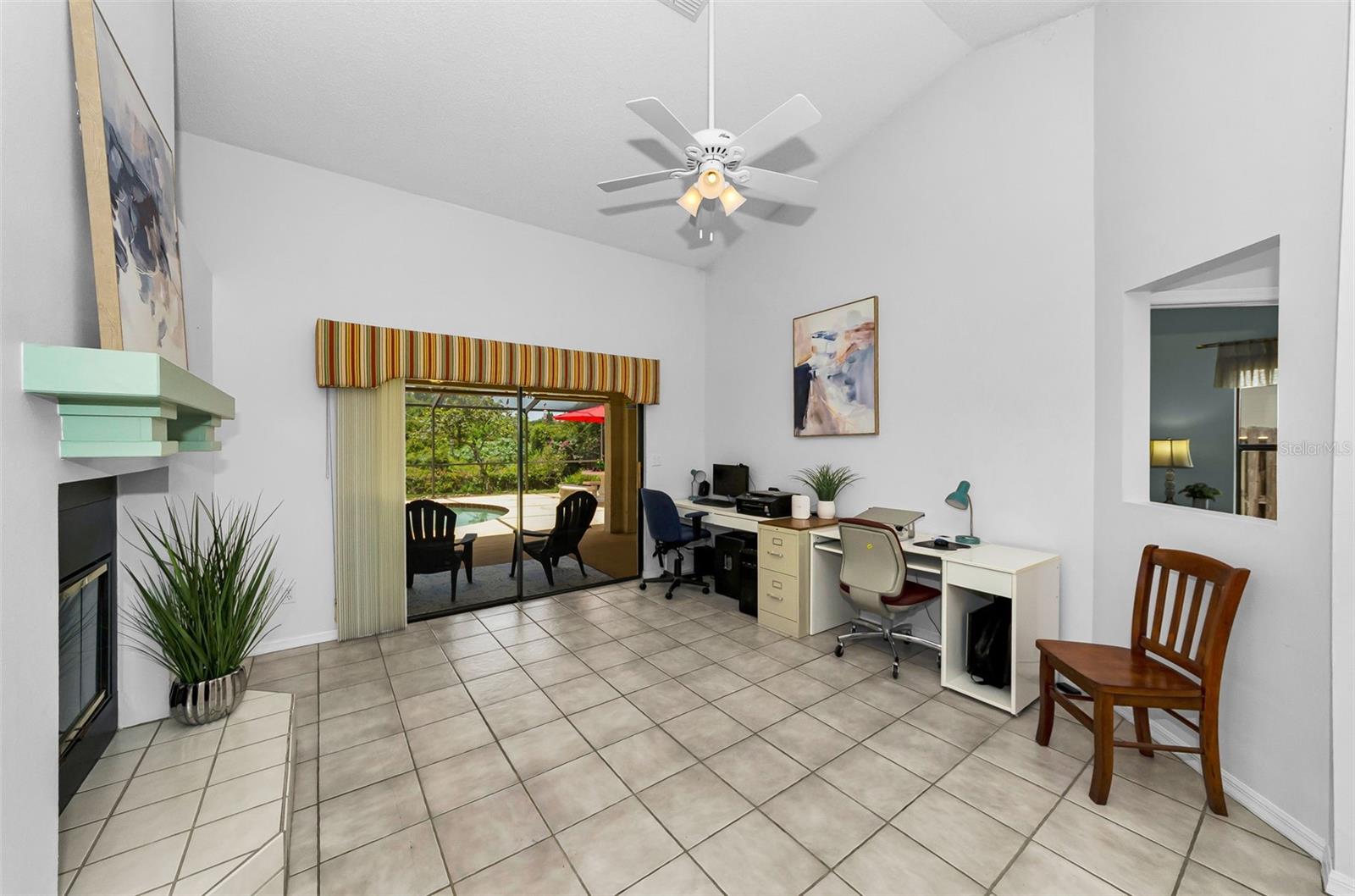 BARRINGTON HILLS - Residential