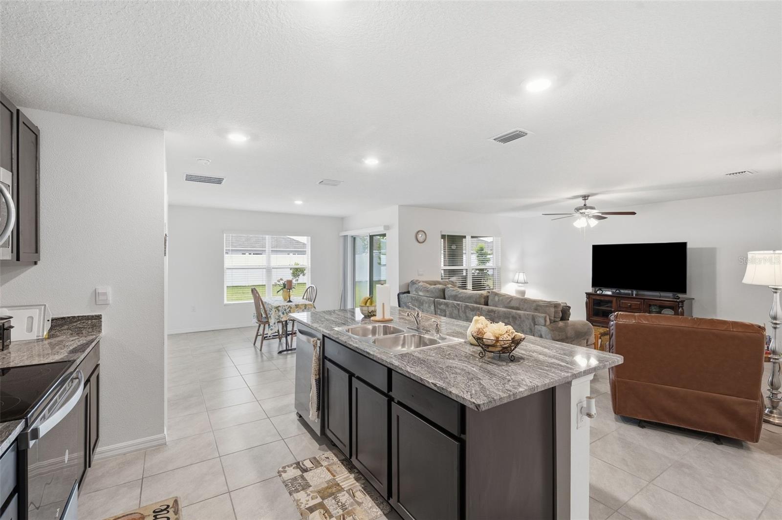 BARRINGTON/STERLING HILL - Residential