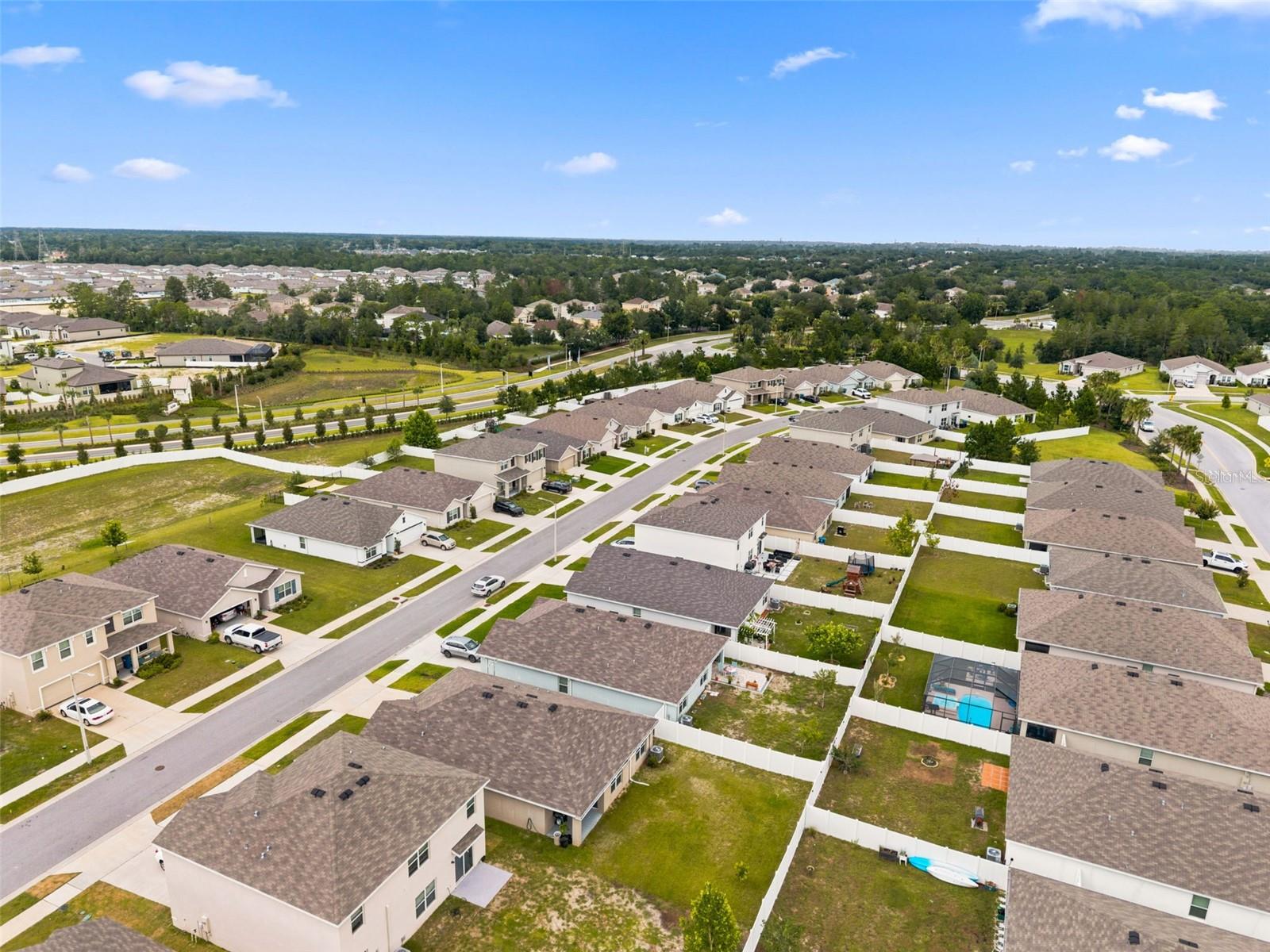 BARRINGTON/STERLING HILL - Residential