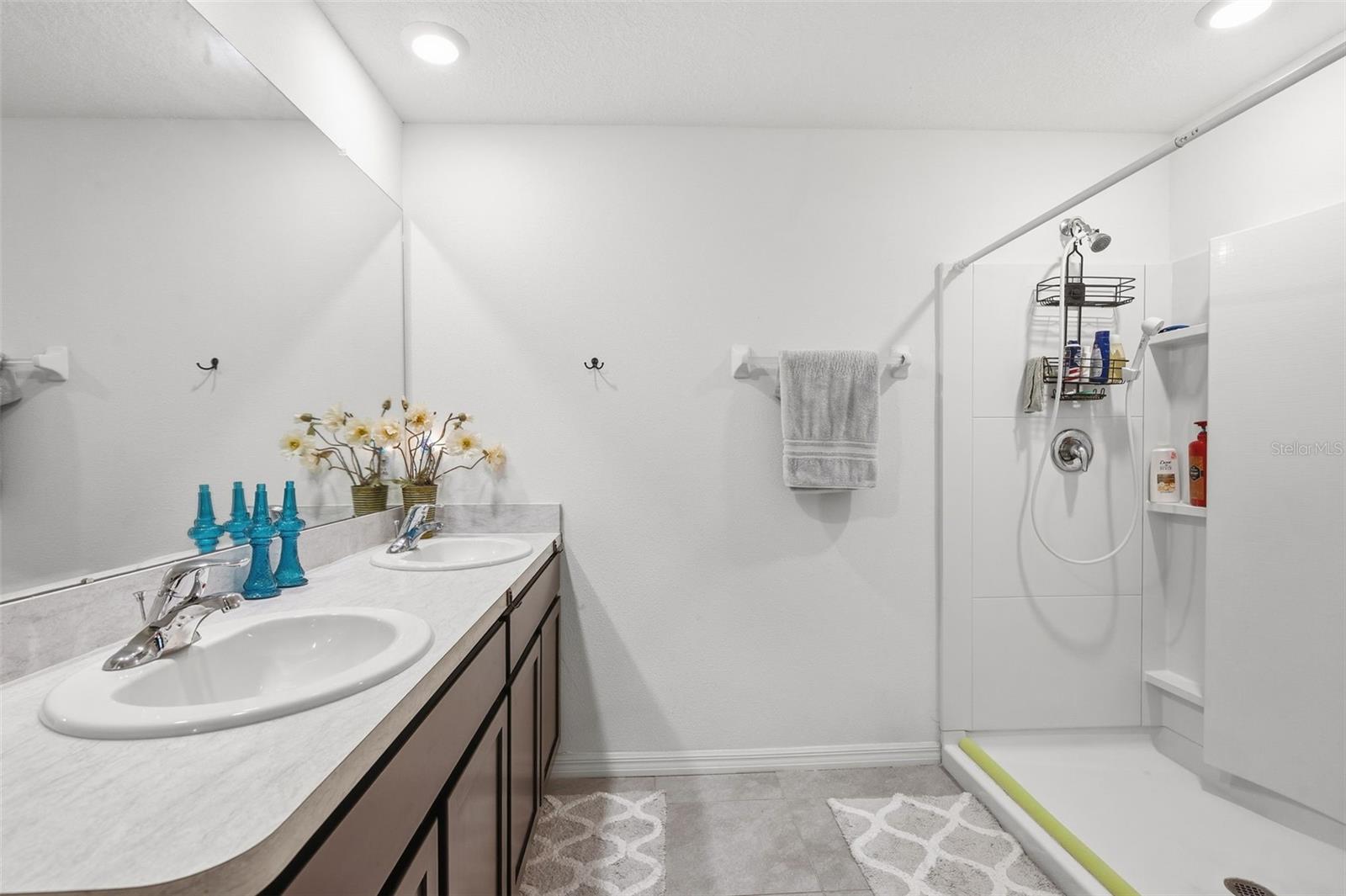 BARRINGTON/STERLING HILL - Residential