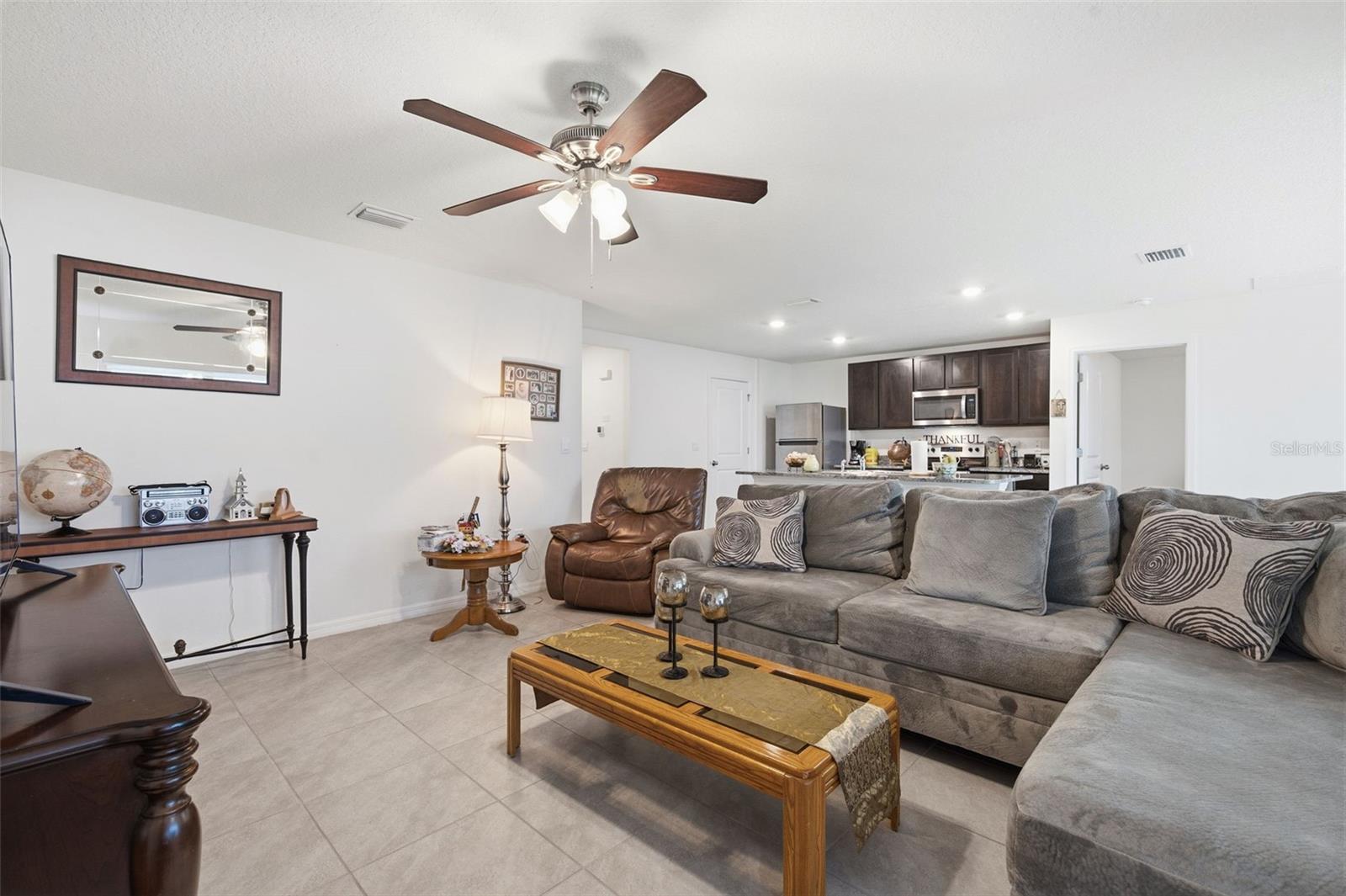 BARRINGTON/STERLING HILL - Residential