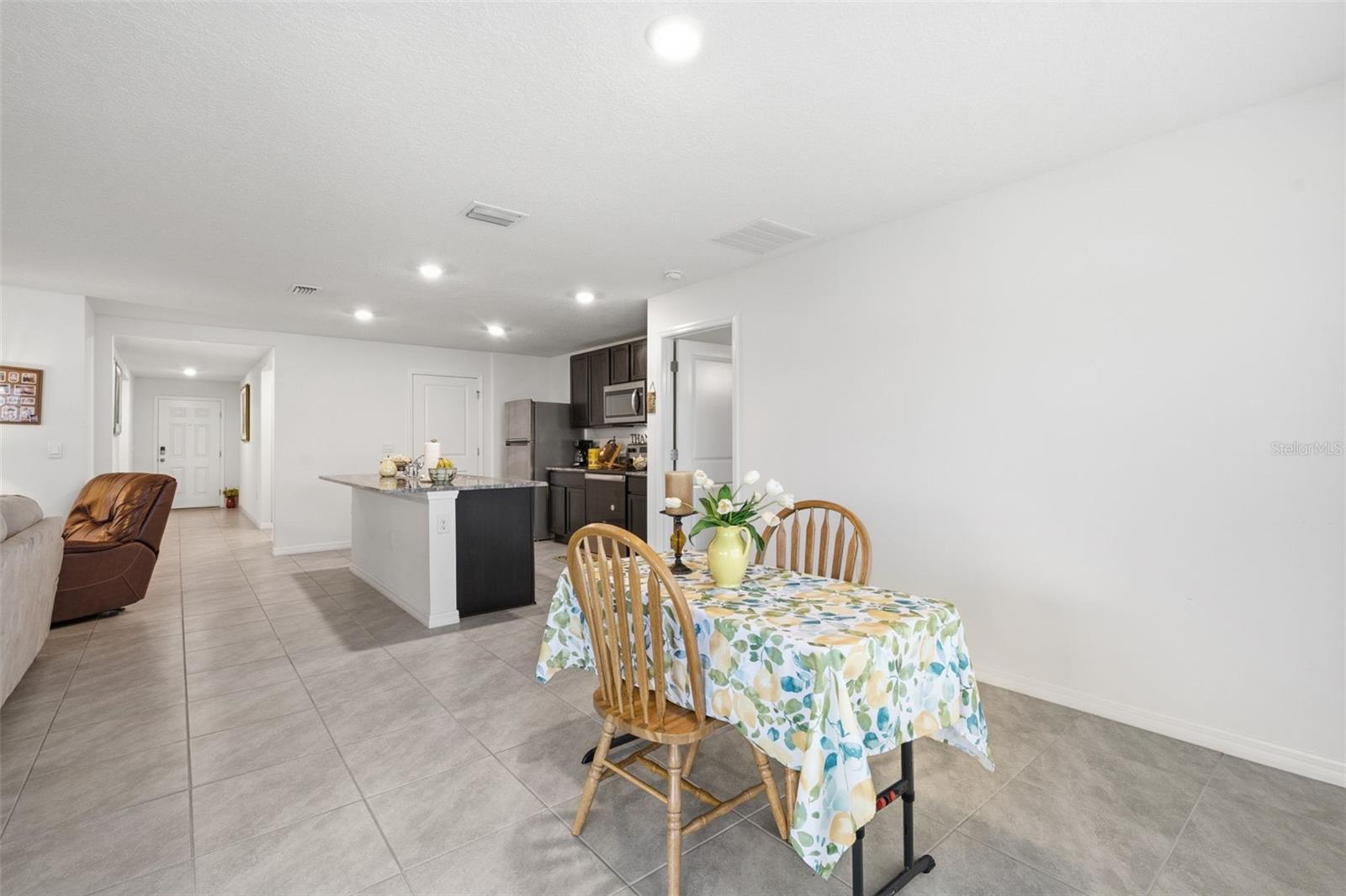 BARRINGTON/STERLING HILL - Residential