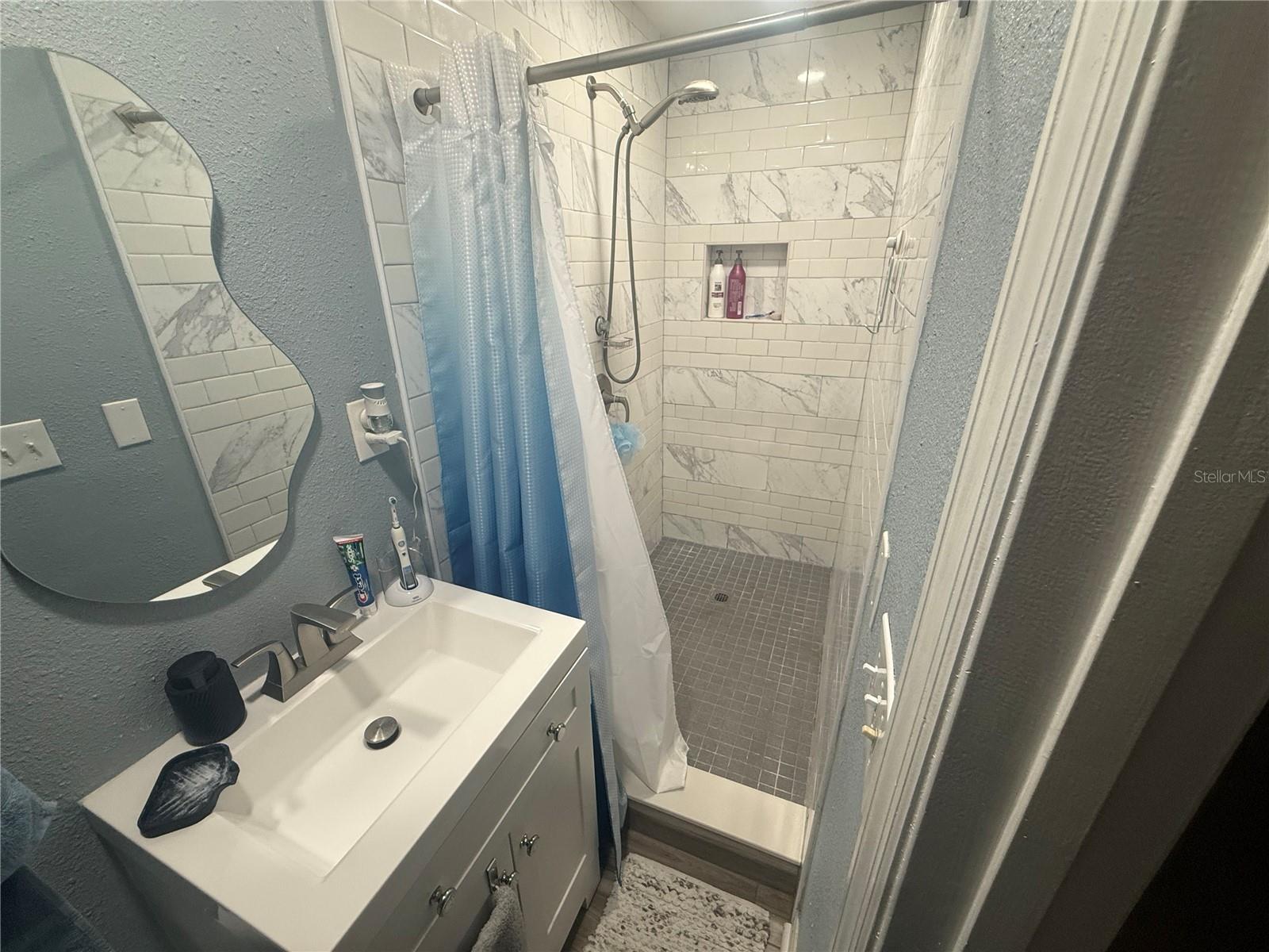 GOLFWOOD ESTATES UNIT 11 - Residential