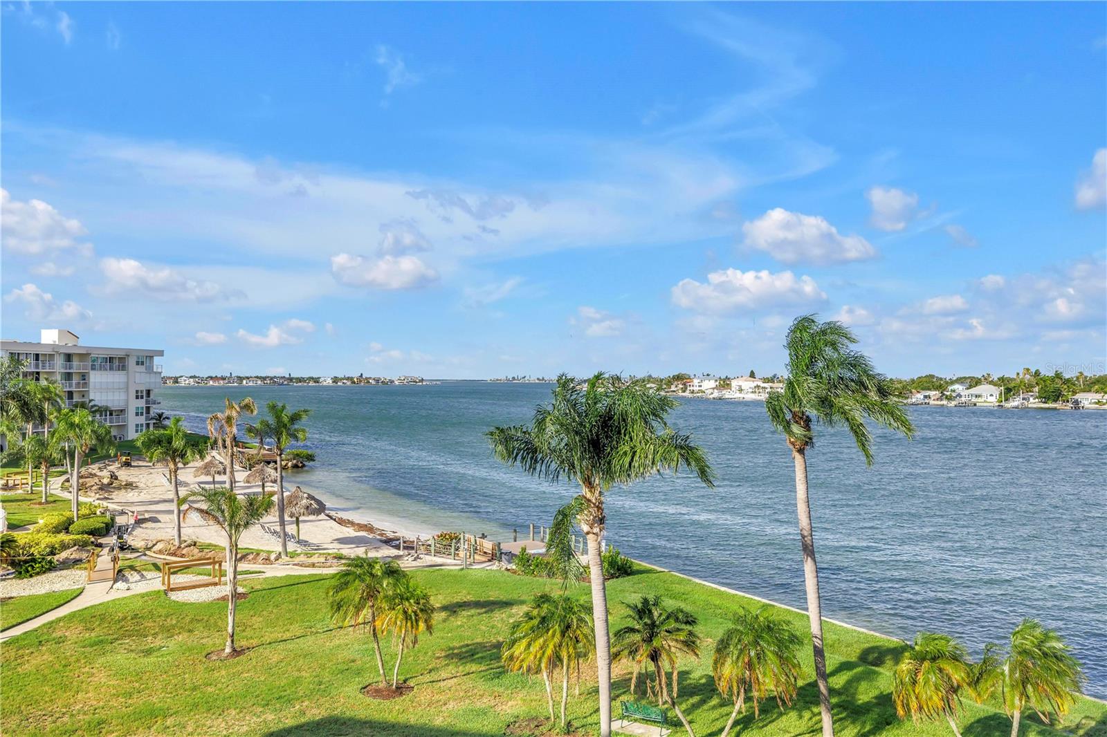 BAHIA VISTA UNIT II - Residential