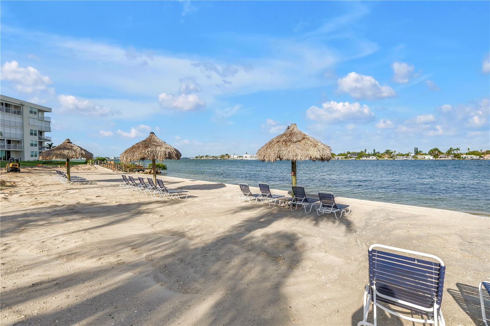 BAHIA VISTA UNIT II - Residential