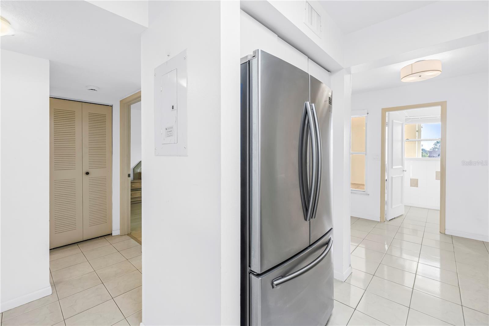 BAHIA VISTA UNIT II - Residential