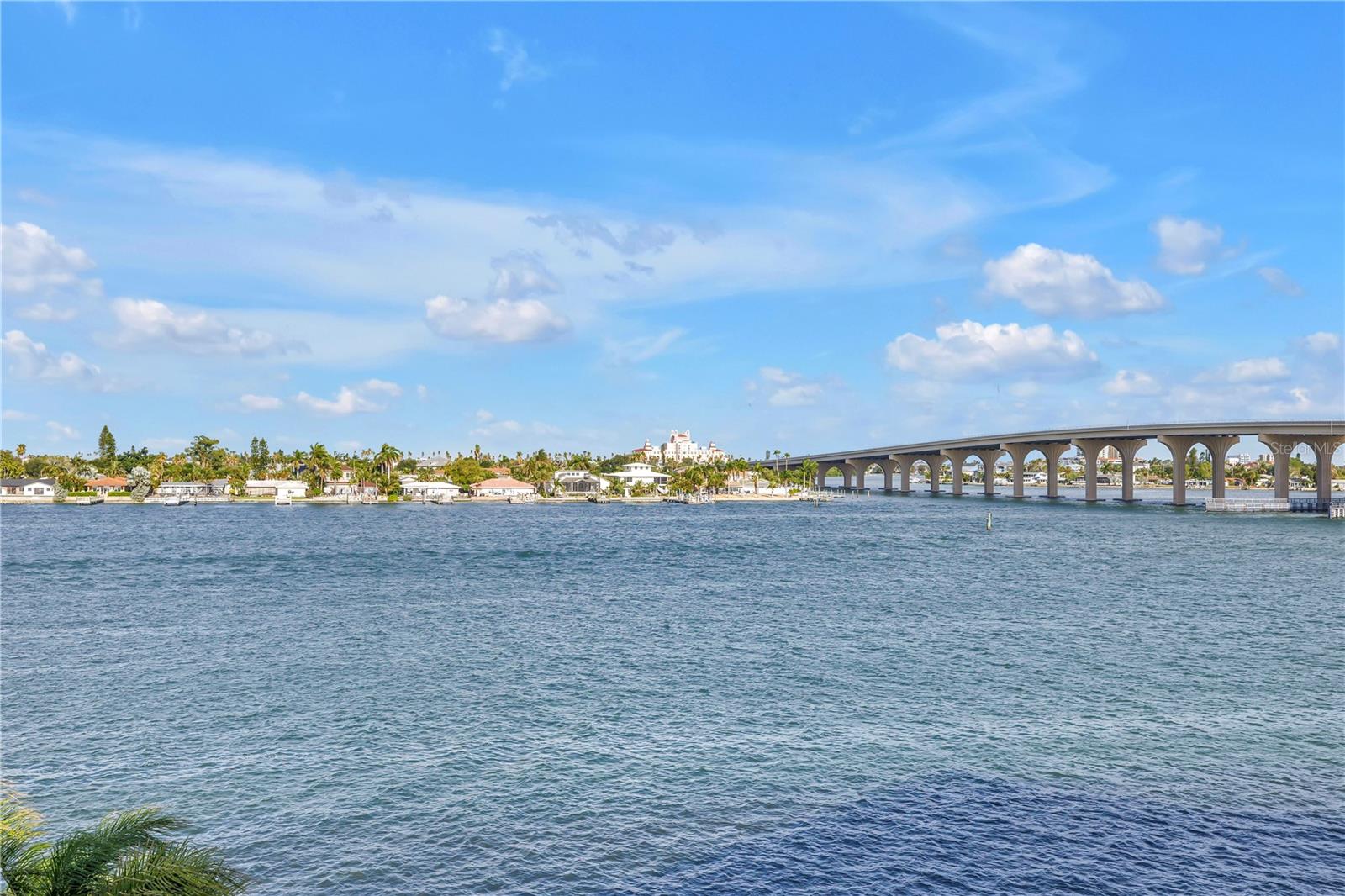 BAHIA VISTA UNIT II - Residential