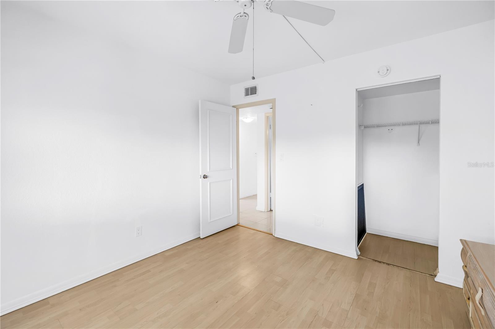 BAHIA VISTA UNIT II - Residential