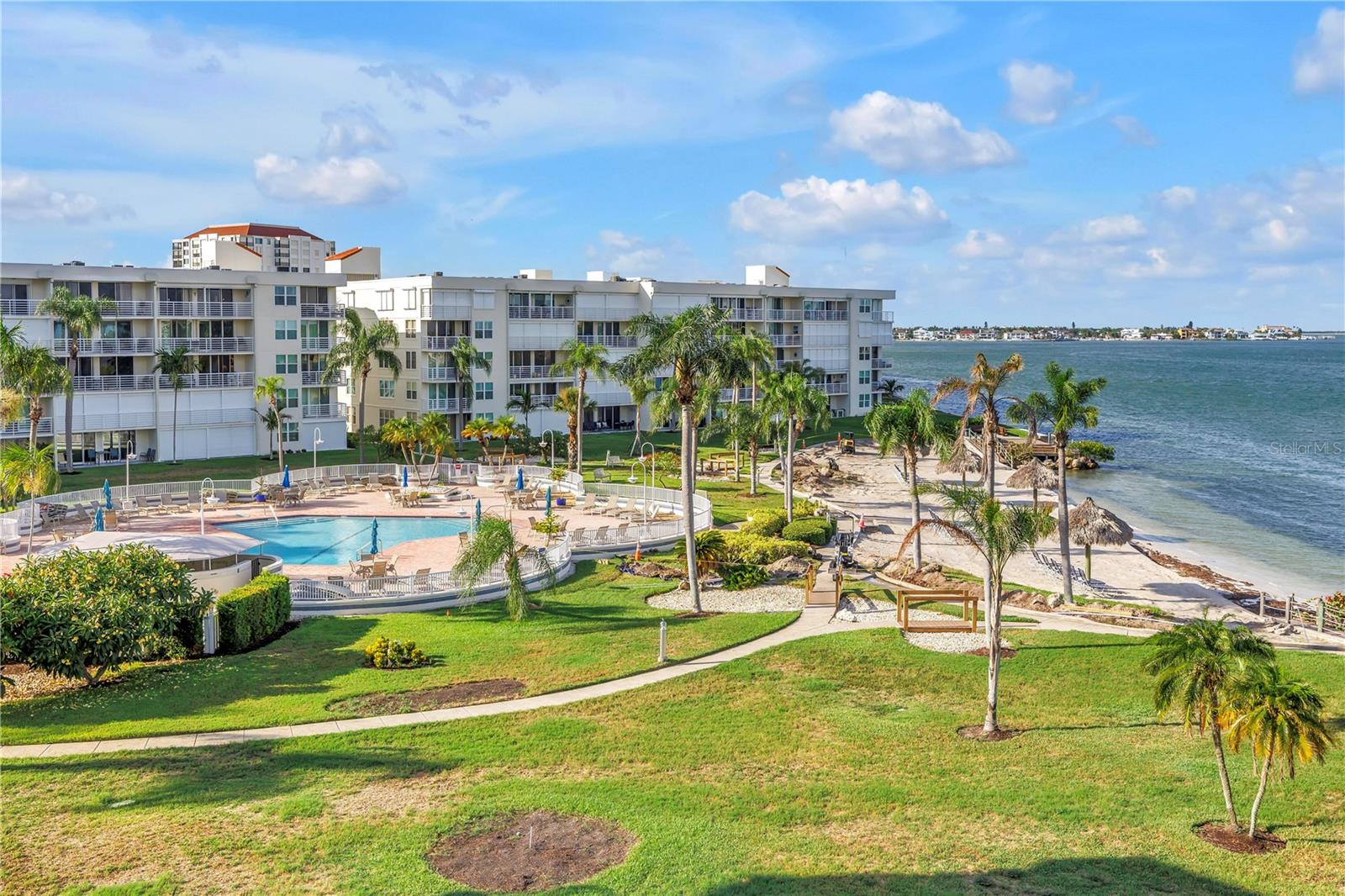 BAHIA VISTA UNIT II - Residential