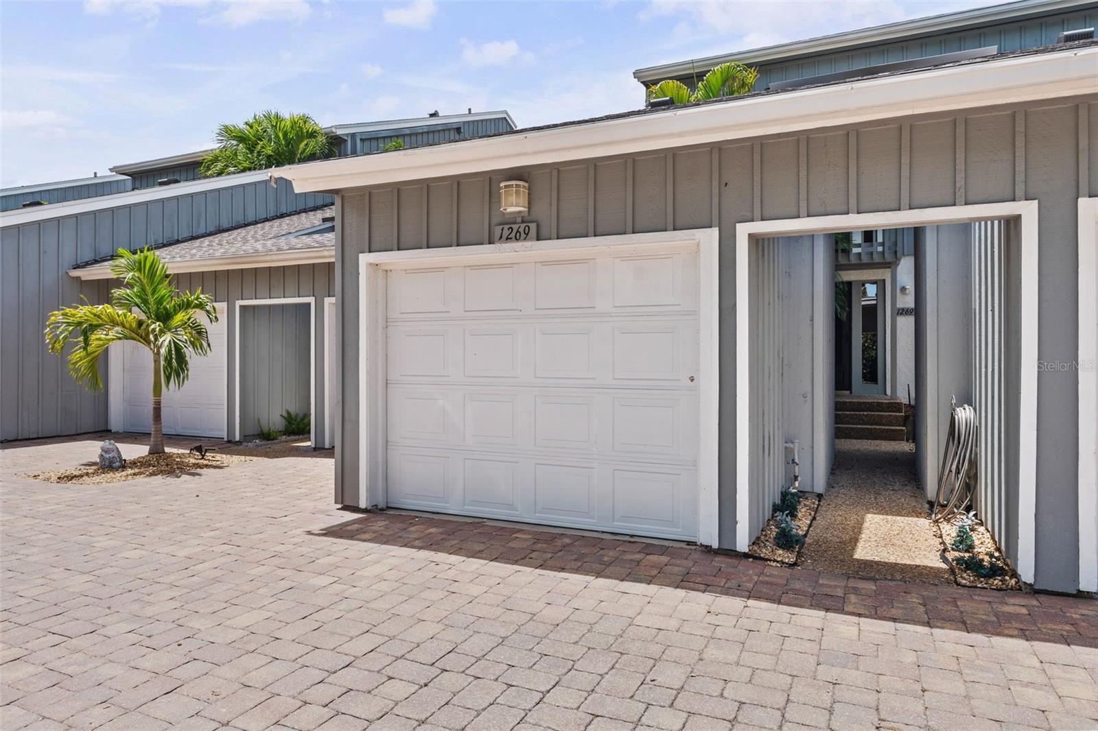 HARBOUR TOWNE - Residential