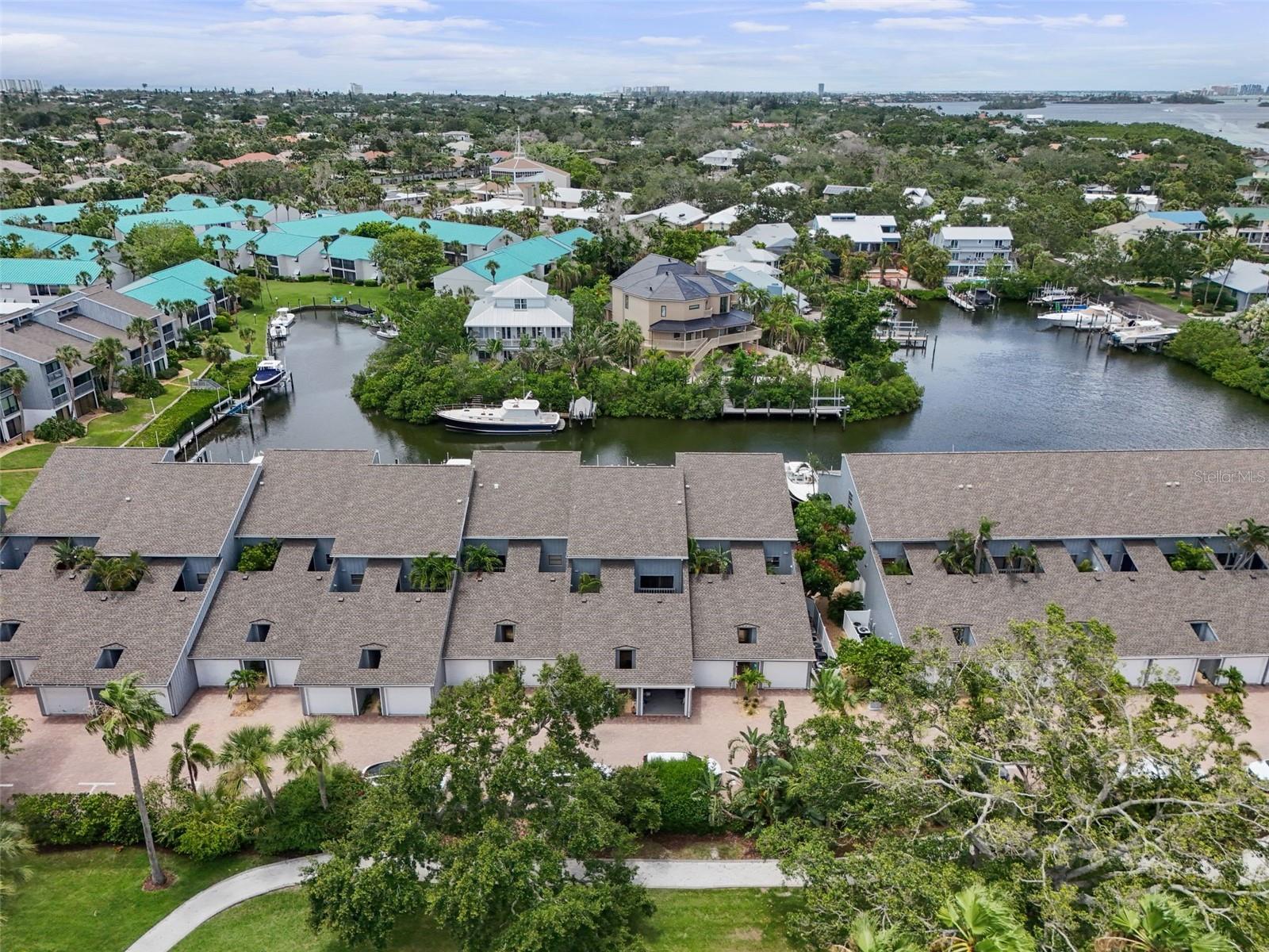 HARBOUR TOWNE - Residential