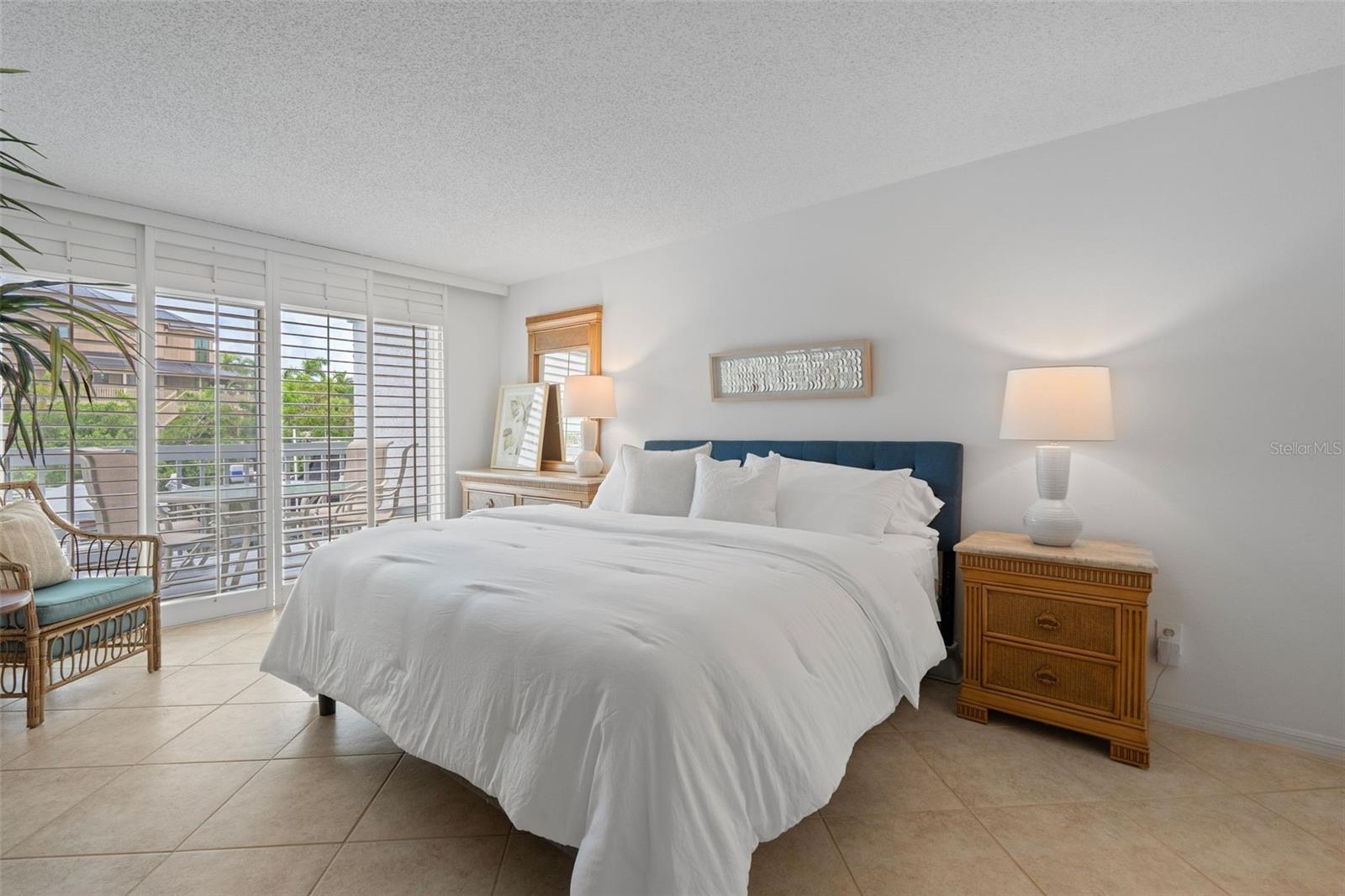 HARBOUR TOWNE - Residential