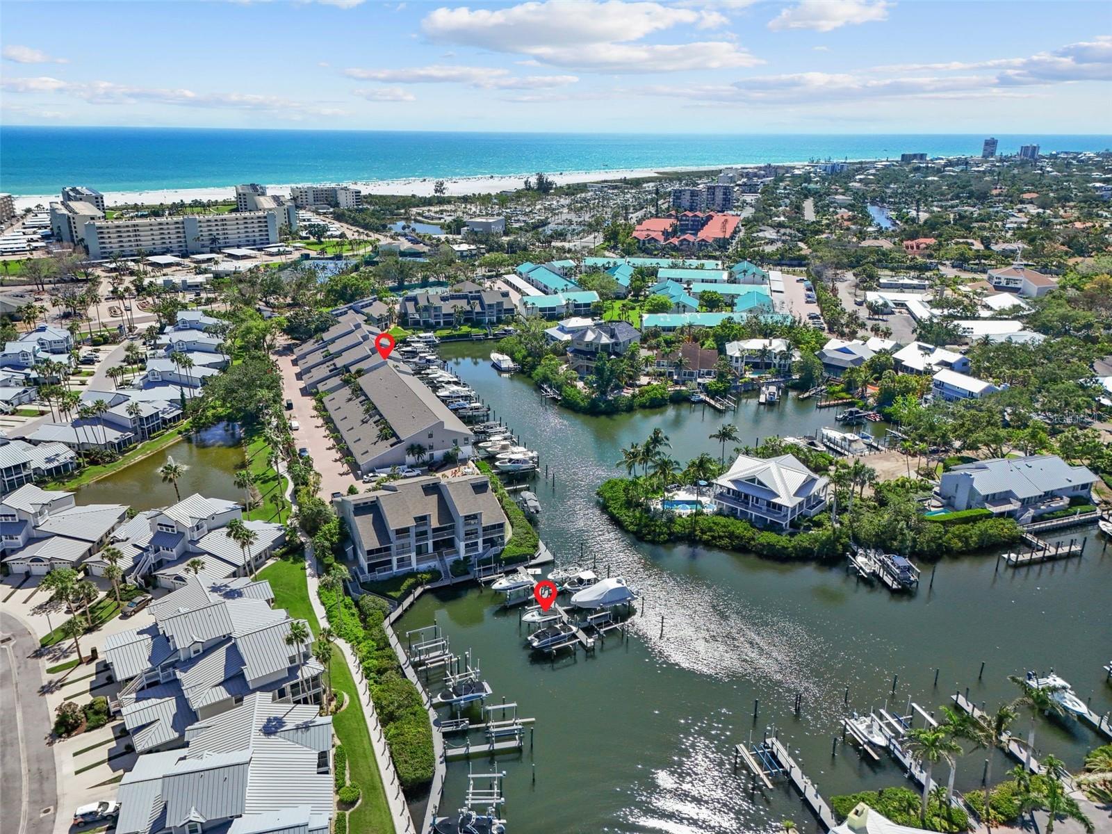 HARBOUR TOWNE - Residential