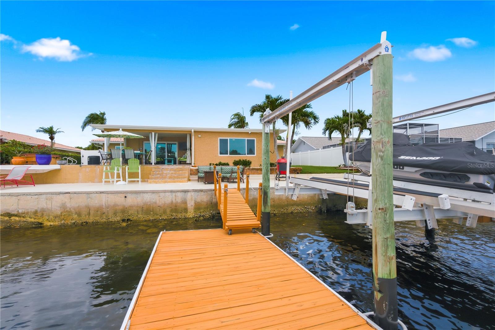 FLOR A MAR - Residential