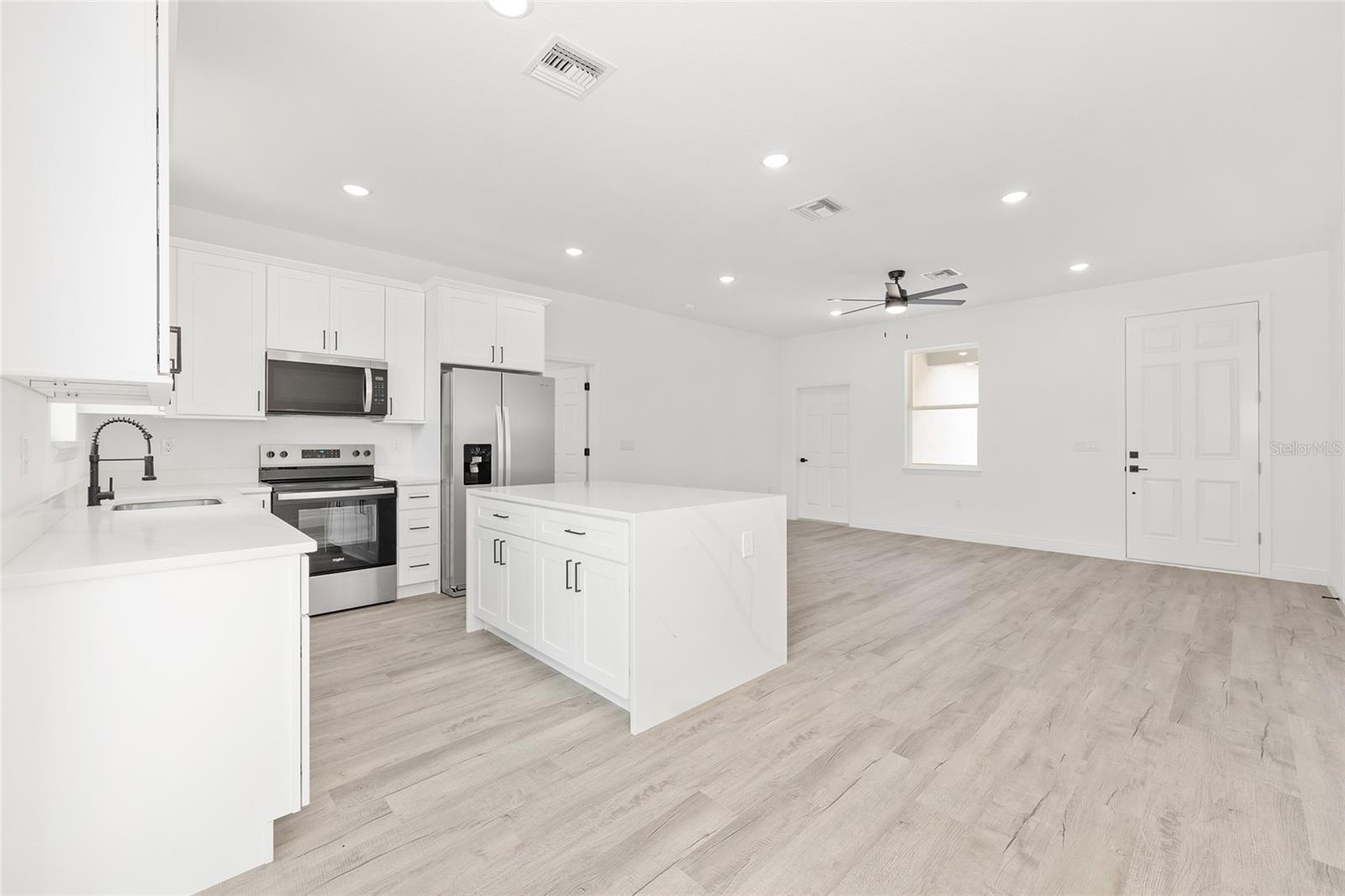 BELLEVIEW HEIGHTS ESTATE - Residential
