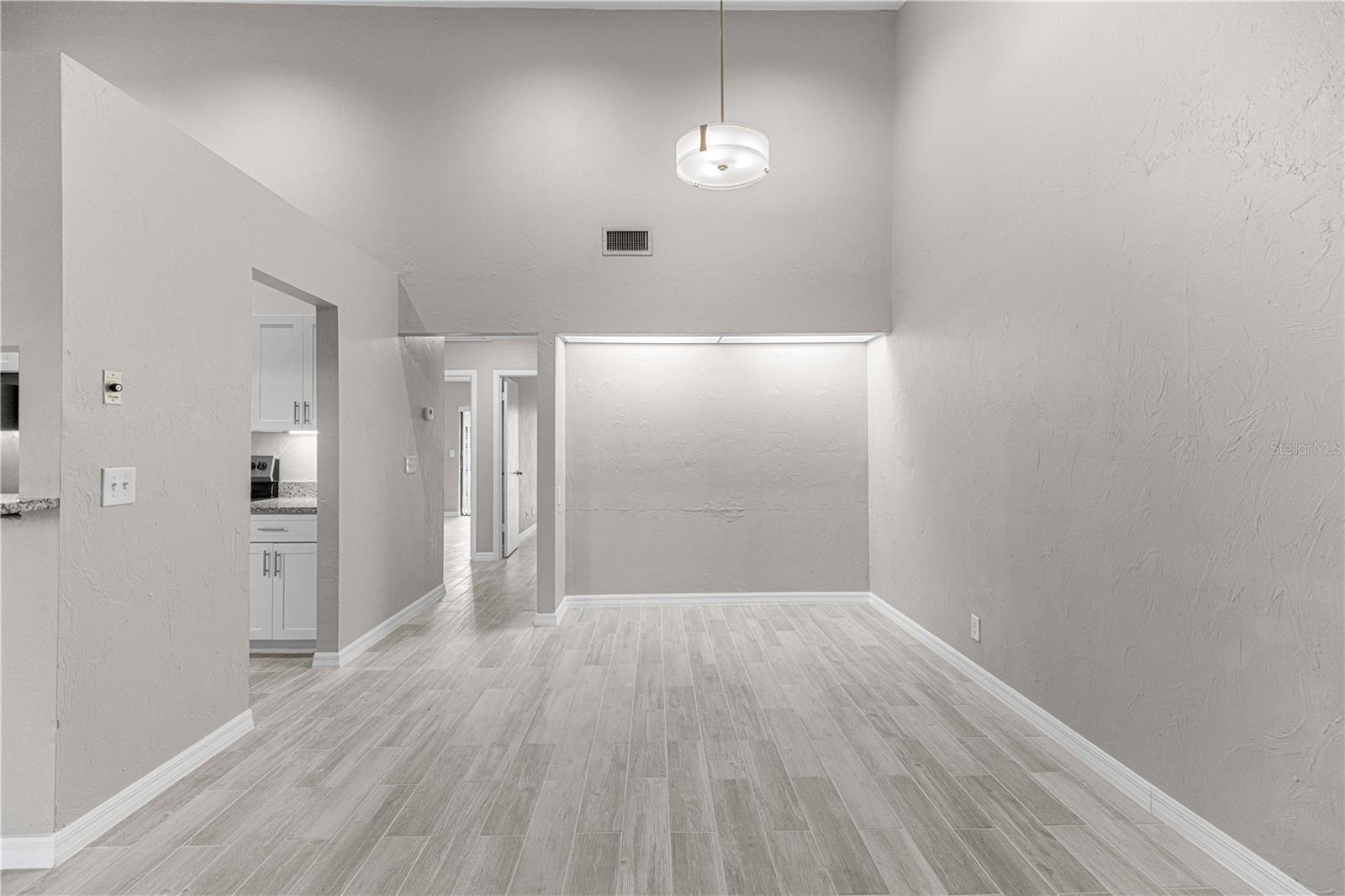 CITRUS PARK - Residential Income