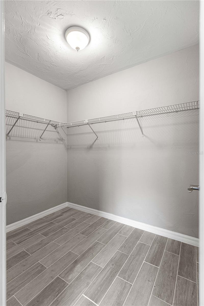 CITRUS PARK - Residential Income