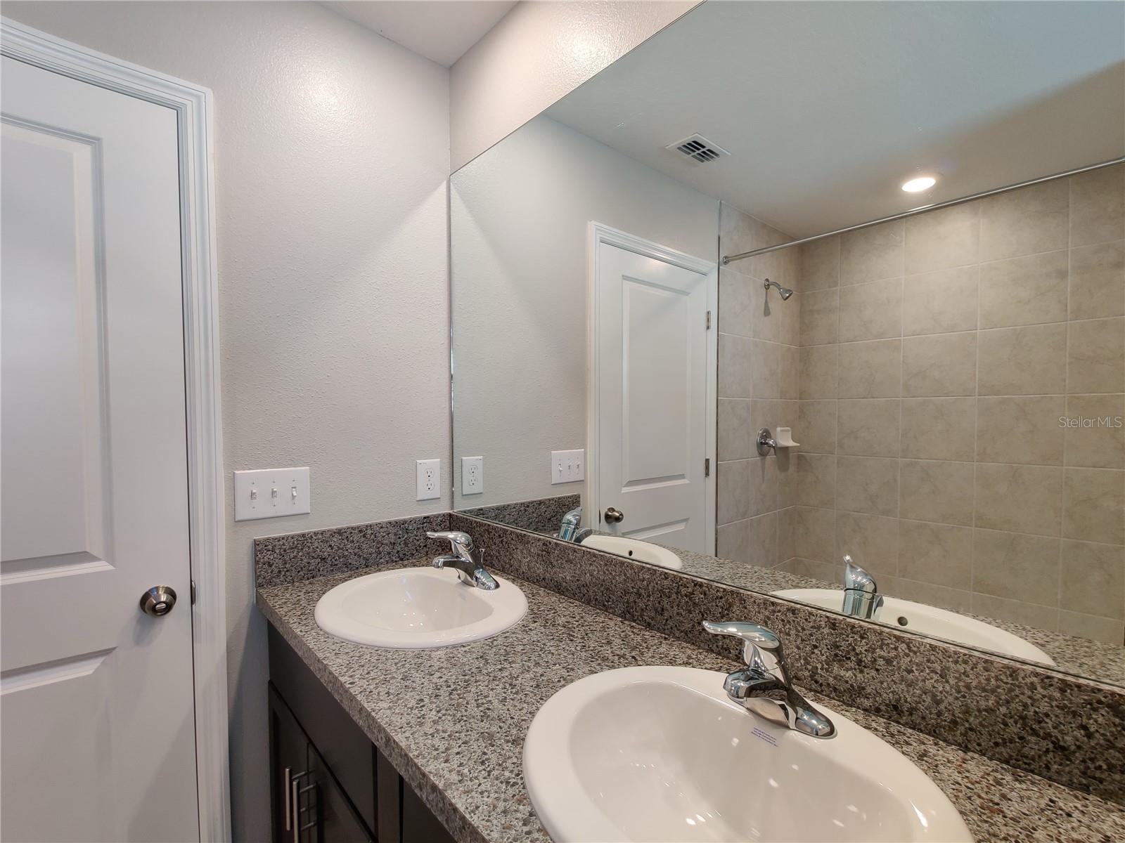 TOUCHSTONE PH 5 - Residential