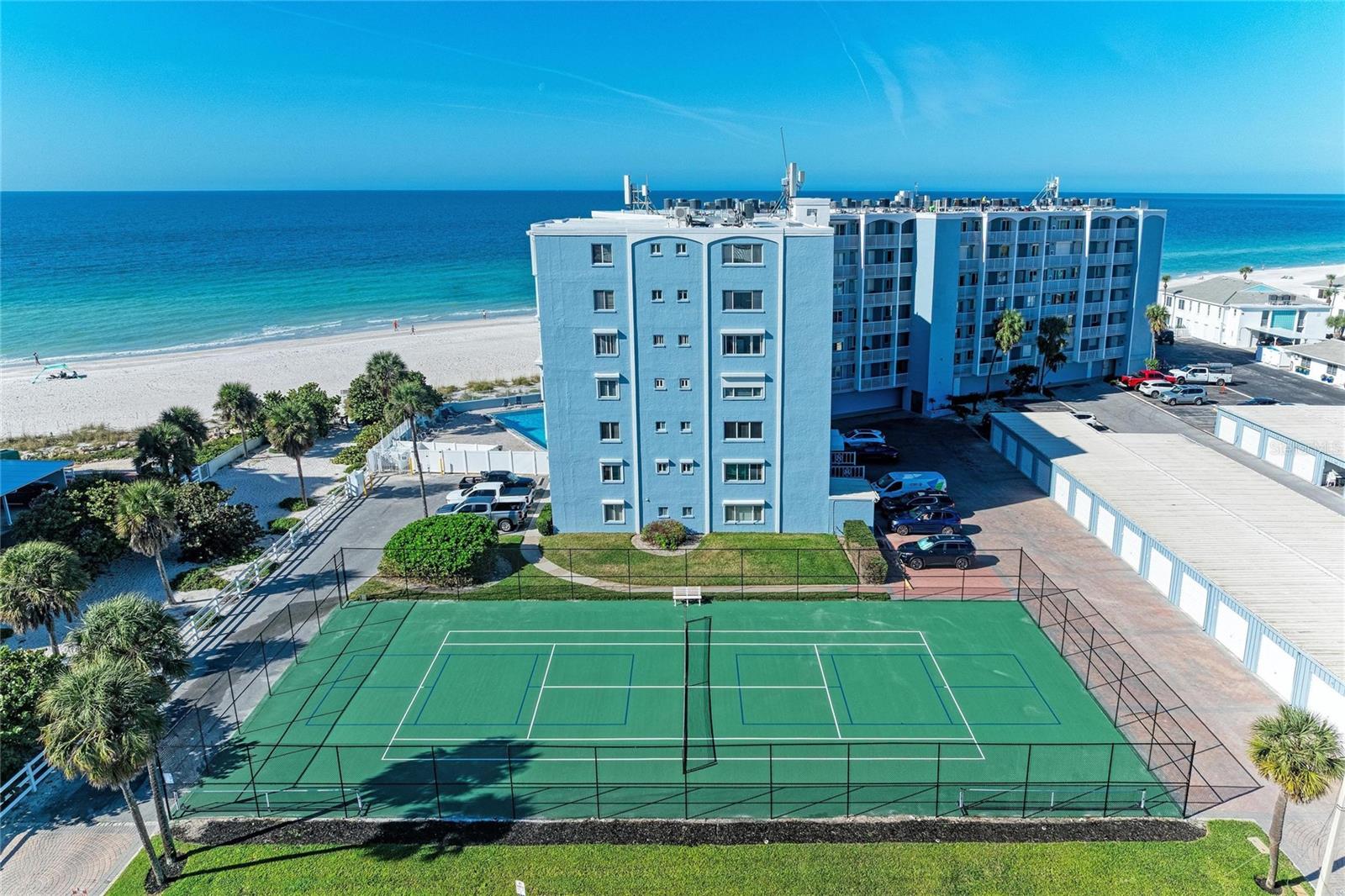 MARTINIQUE APTS SOUTH - Residential