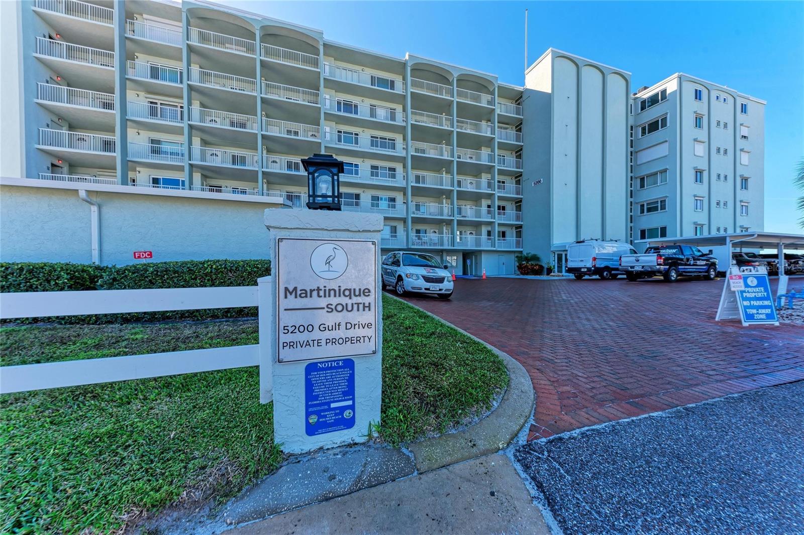MARTINIQUE APTS SOUTH - Residential