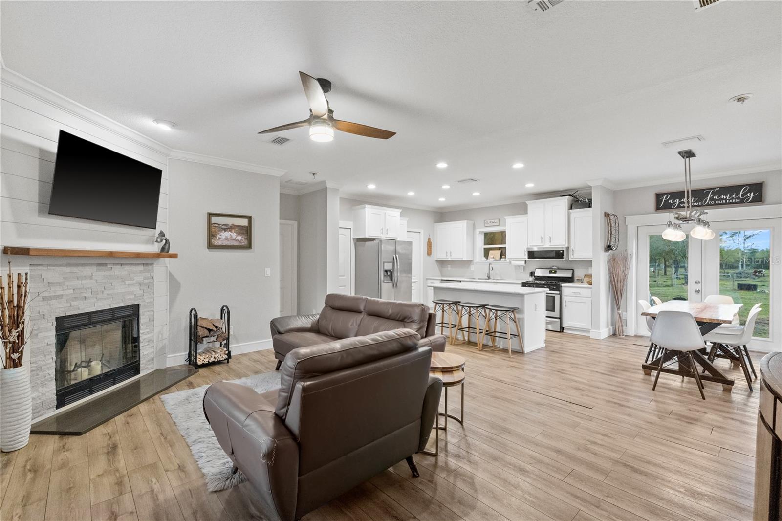 ACREAGE - Residential