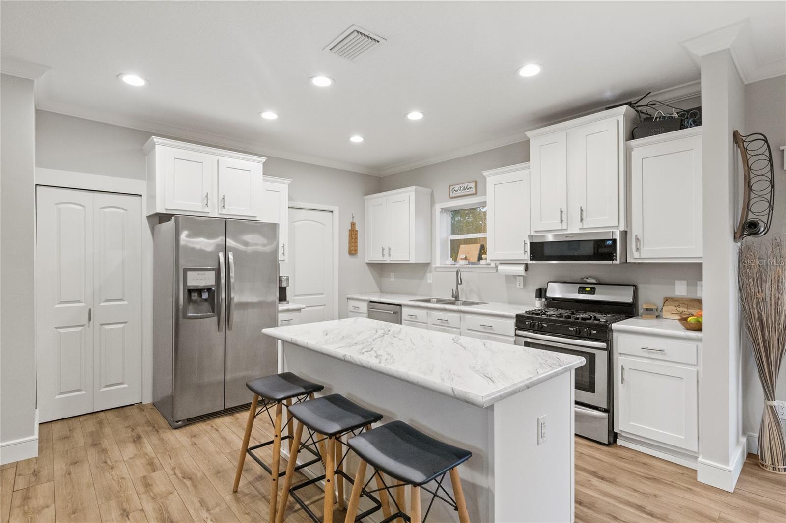 ACREAGE - Residential