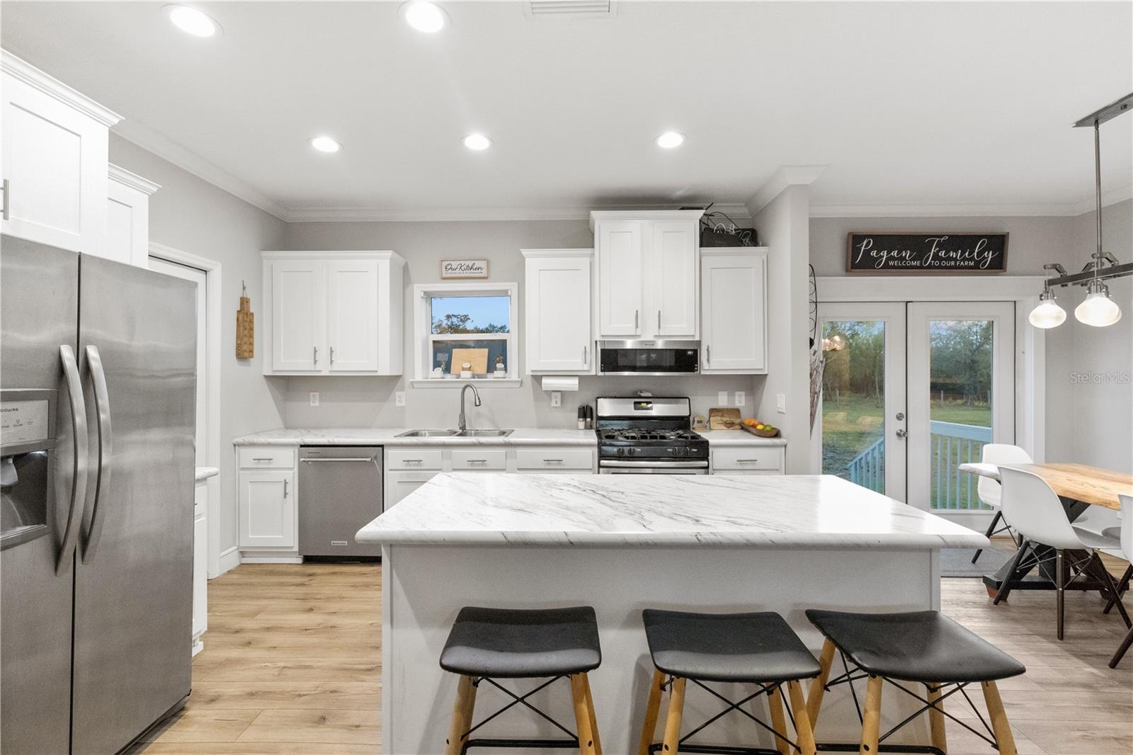 ACREAGE - Residential