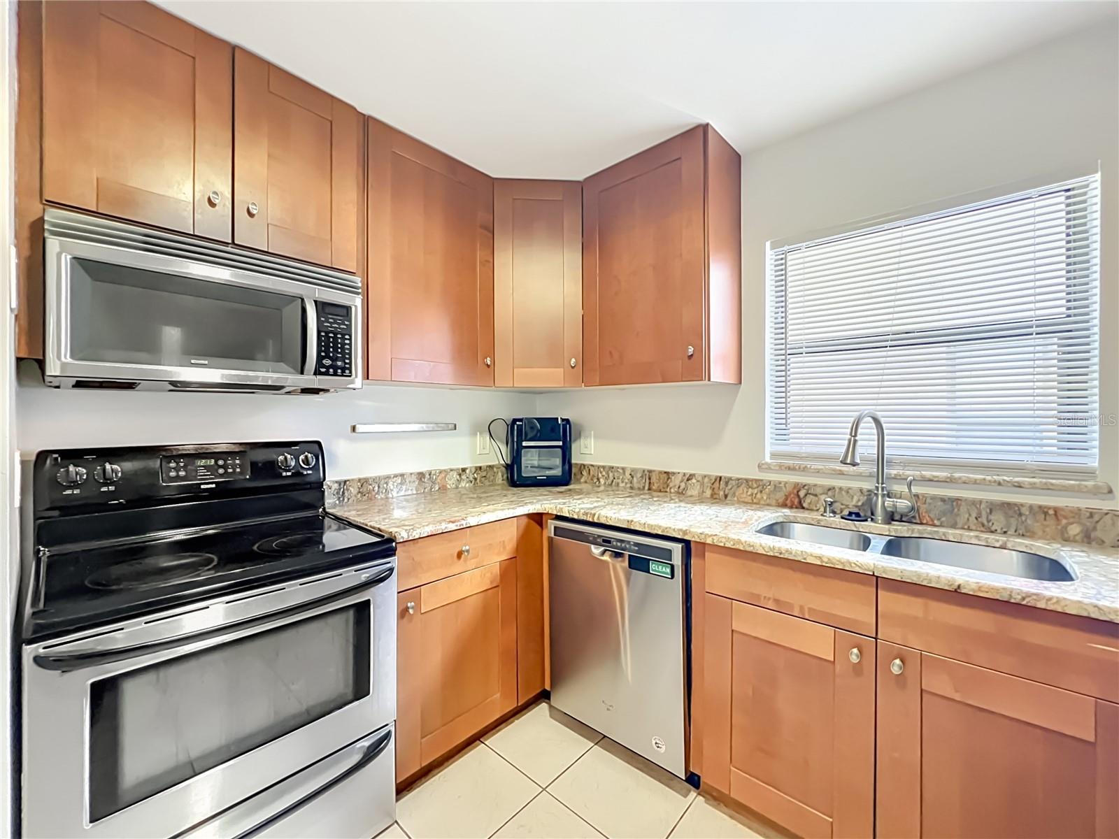 ALAFAYA WOODS PH 01 UNIT B - Residential