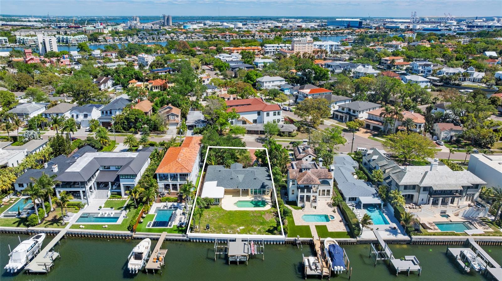DAVIS ISLANDS PB10 PG52 TO 57 - Residential