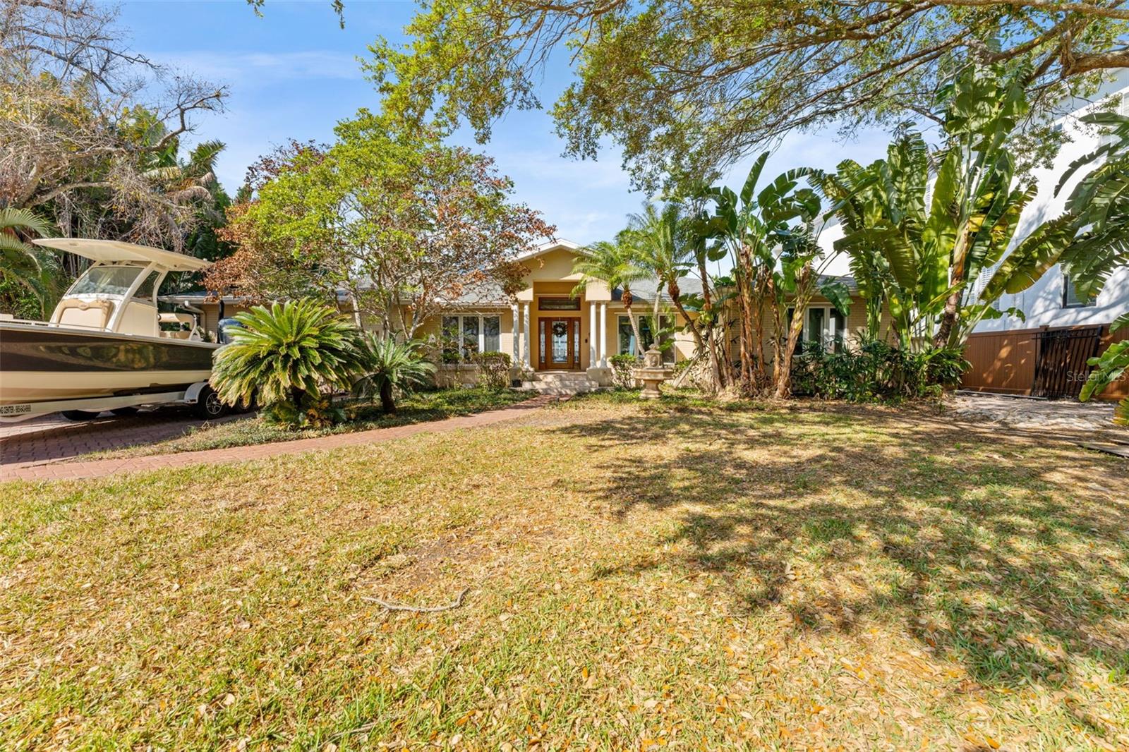 DAVIS ISLANDS PB10 PG52 TO 57 - Residential