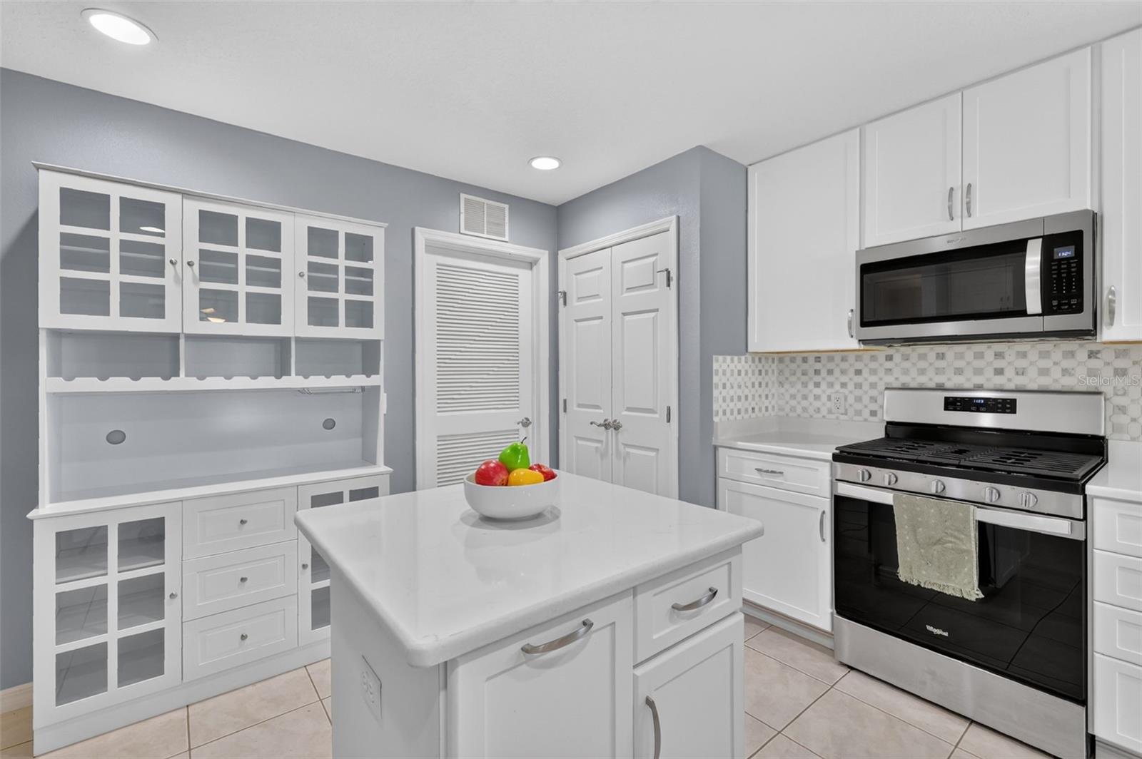 LEESBURG ARLINGTON RIDGE PH 1-B - Residential