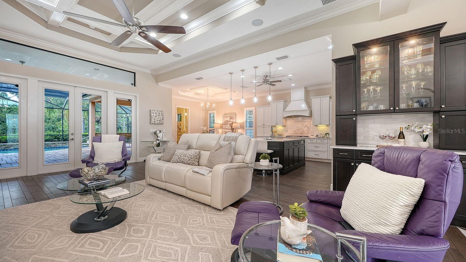 COUNTRY CLUB EAST AT LAKEWD RNCH RR - Residential